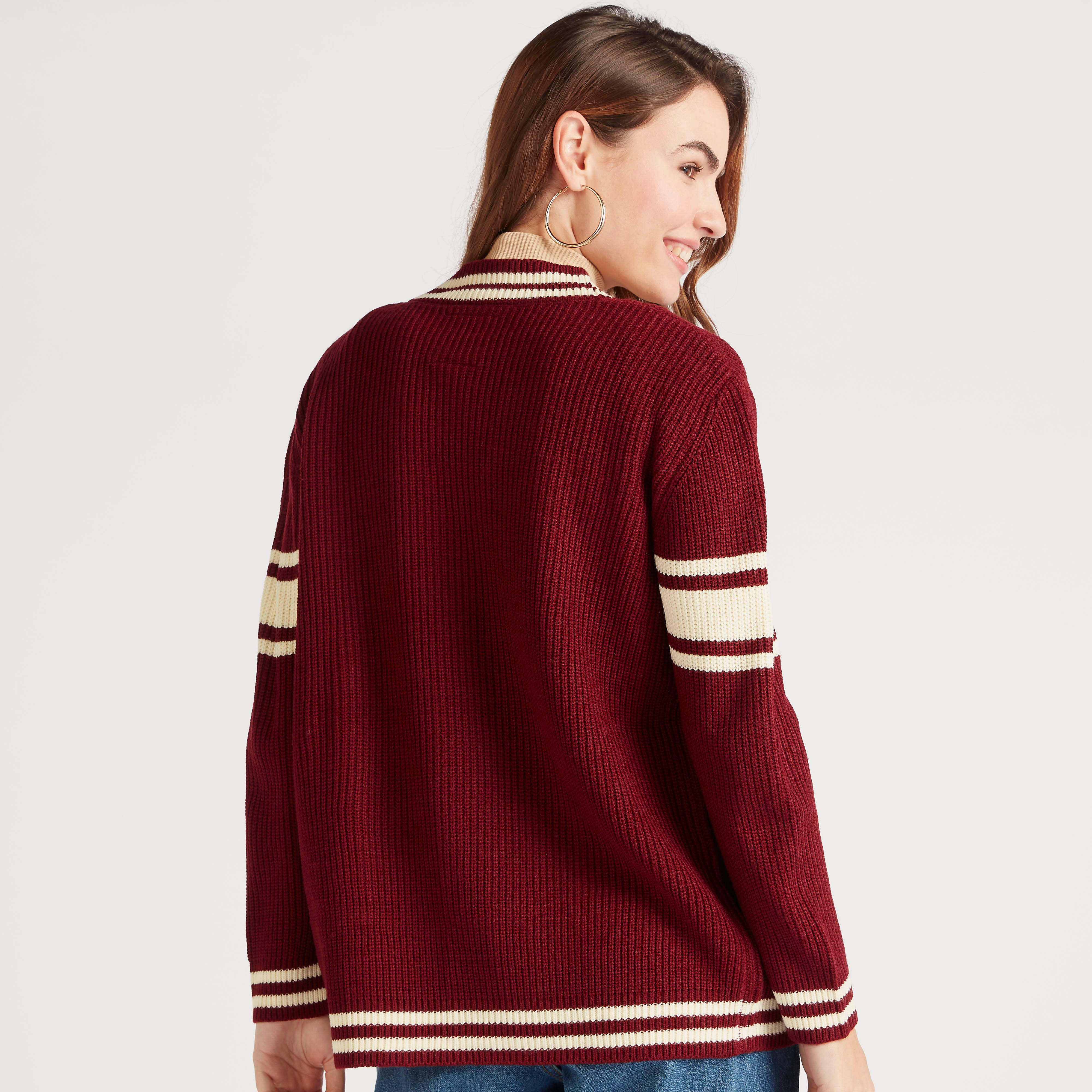 كارديجان بارز المملمس بياقة V وجيوب من لي كوبر-women-winterwear-cardigansandjumpers-cardigans-image-4