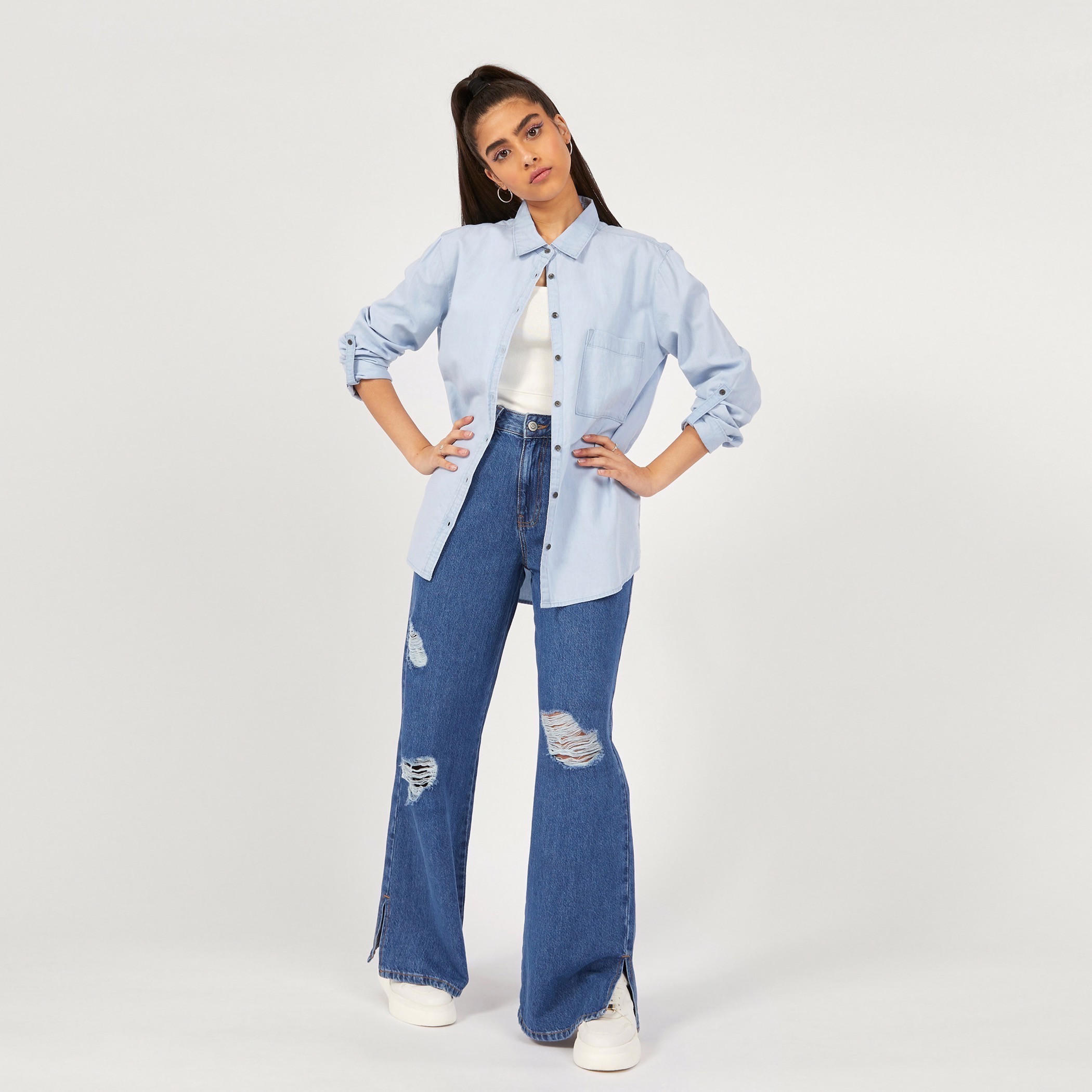 قميص سادة بأكمام طويلة وجيب على الصدر من لي كوبر-women-clothing-shirtsandblouses-shirts-image-10