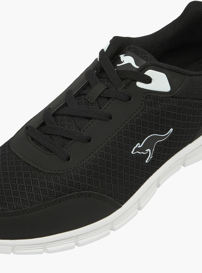 حذاء رياضي برباط إغلاق للرجال من كانجاروز-sports-men-shoes-image-4