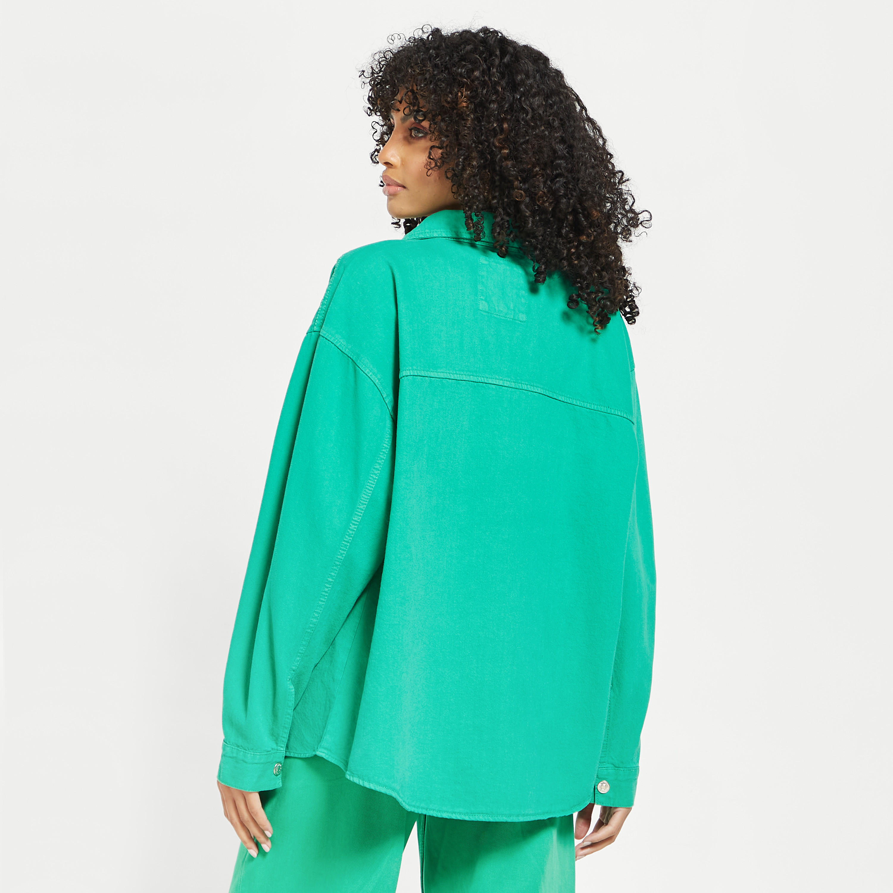 جاكيت سادة بجيوب وزر إغلاق من لي كوبر-women-clothing-shirtsandblouses-shirts-image-3