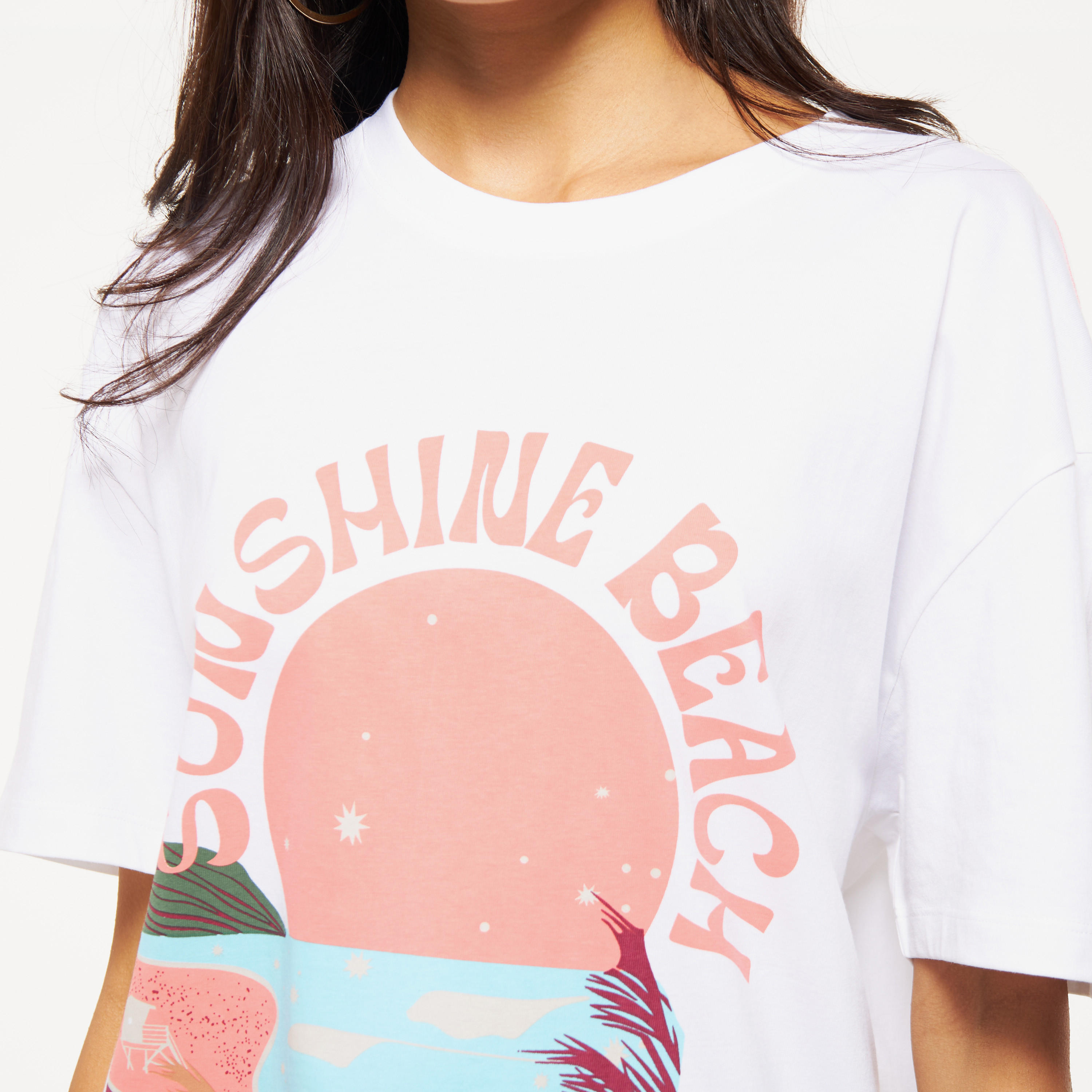 تيشيرت فضفاض بأكمام قصيرة وطبعات من لي كوبر-women-clothing-tshirts-image-8