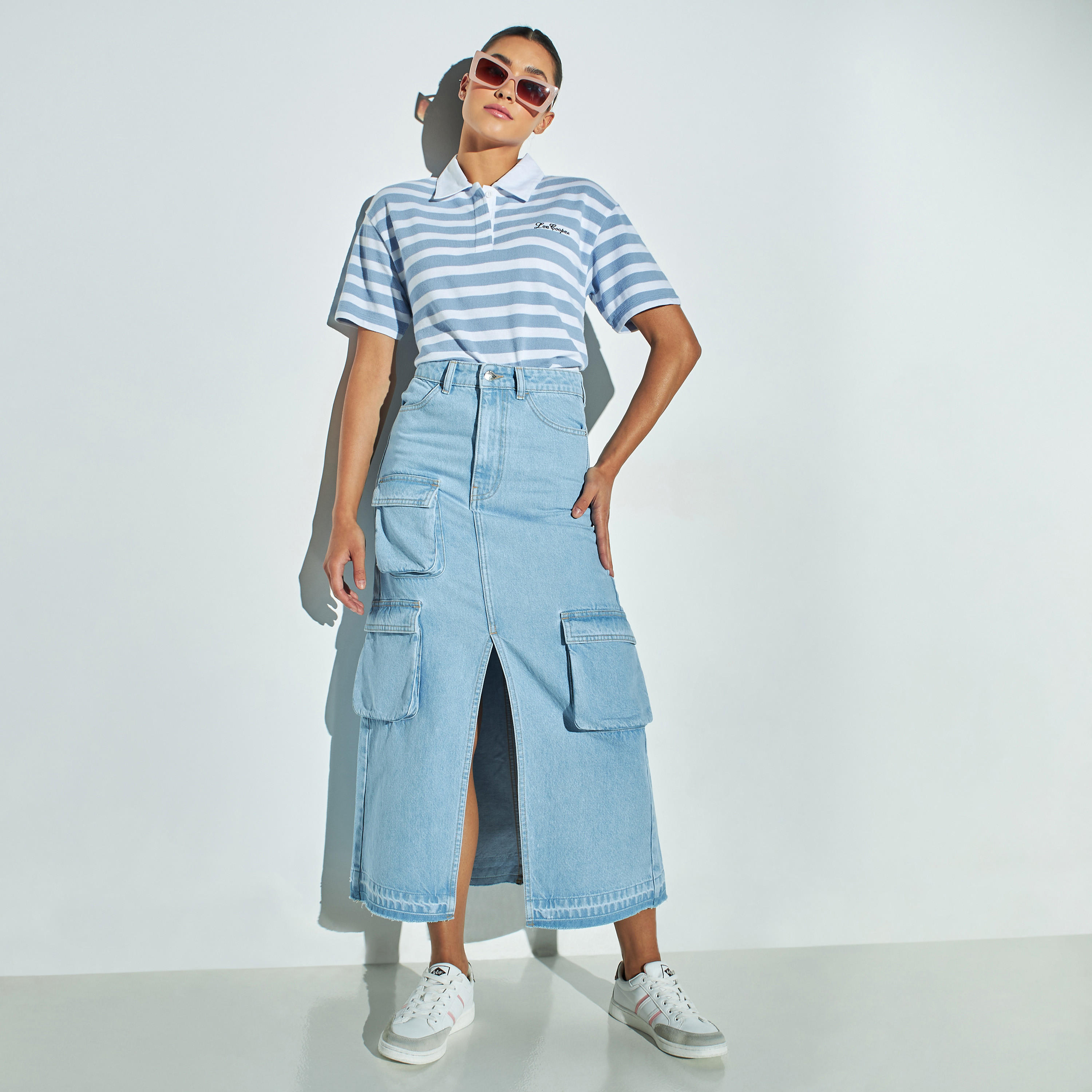 تيشيرت بولو قطن مقلّم بأكمام قصيرة من لي كوبر-women-clothing-tshirts-image-3