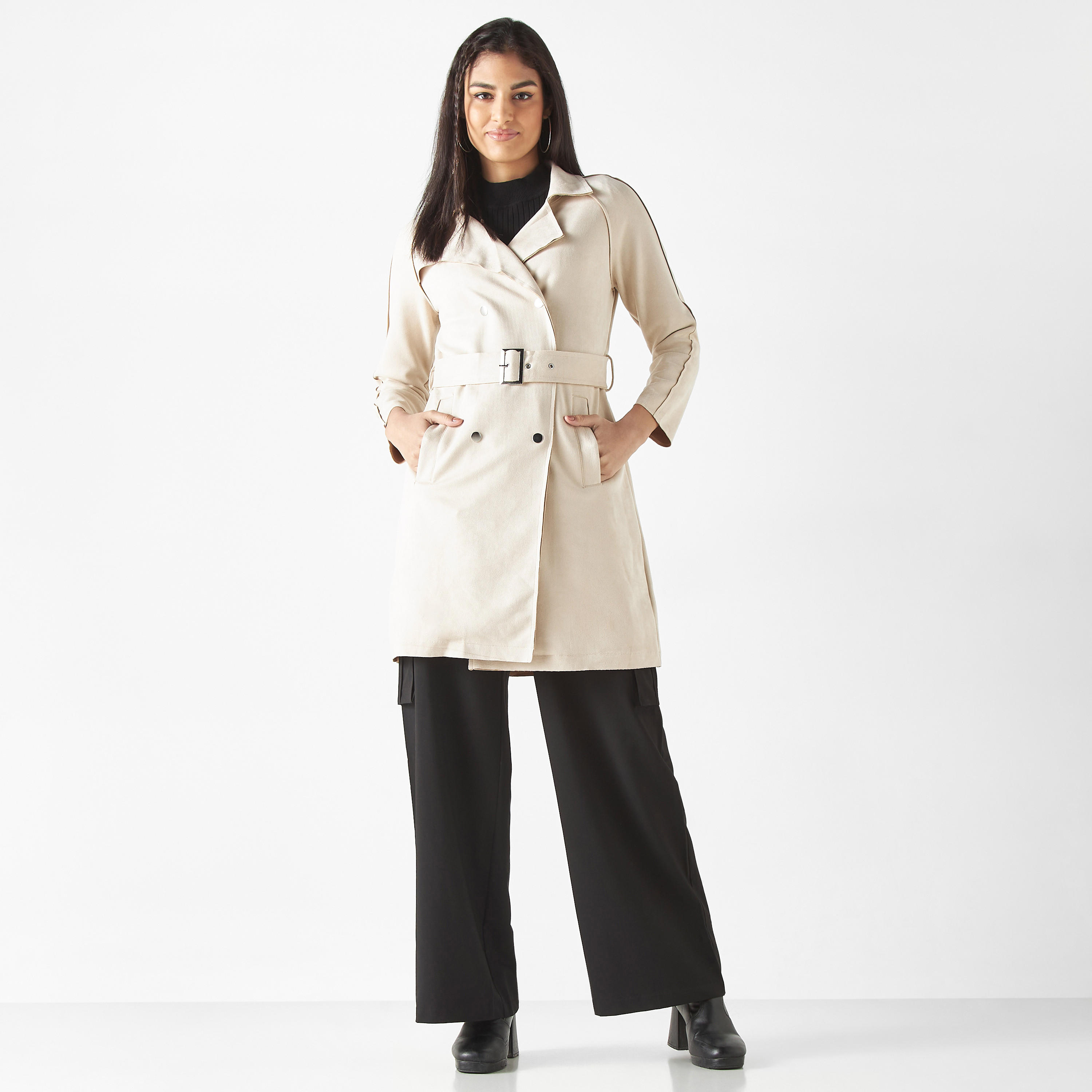 معطف سويدي سادة بحزام وجيوب من لي كوبر-women-winterwear-coatsandjackets-jackets-image-2