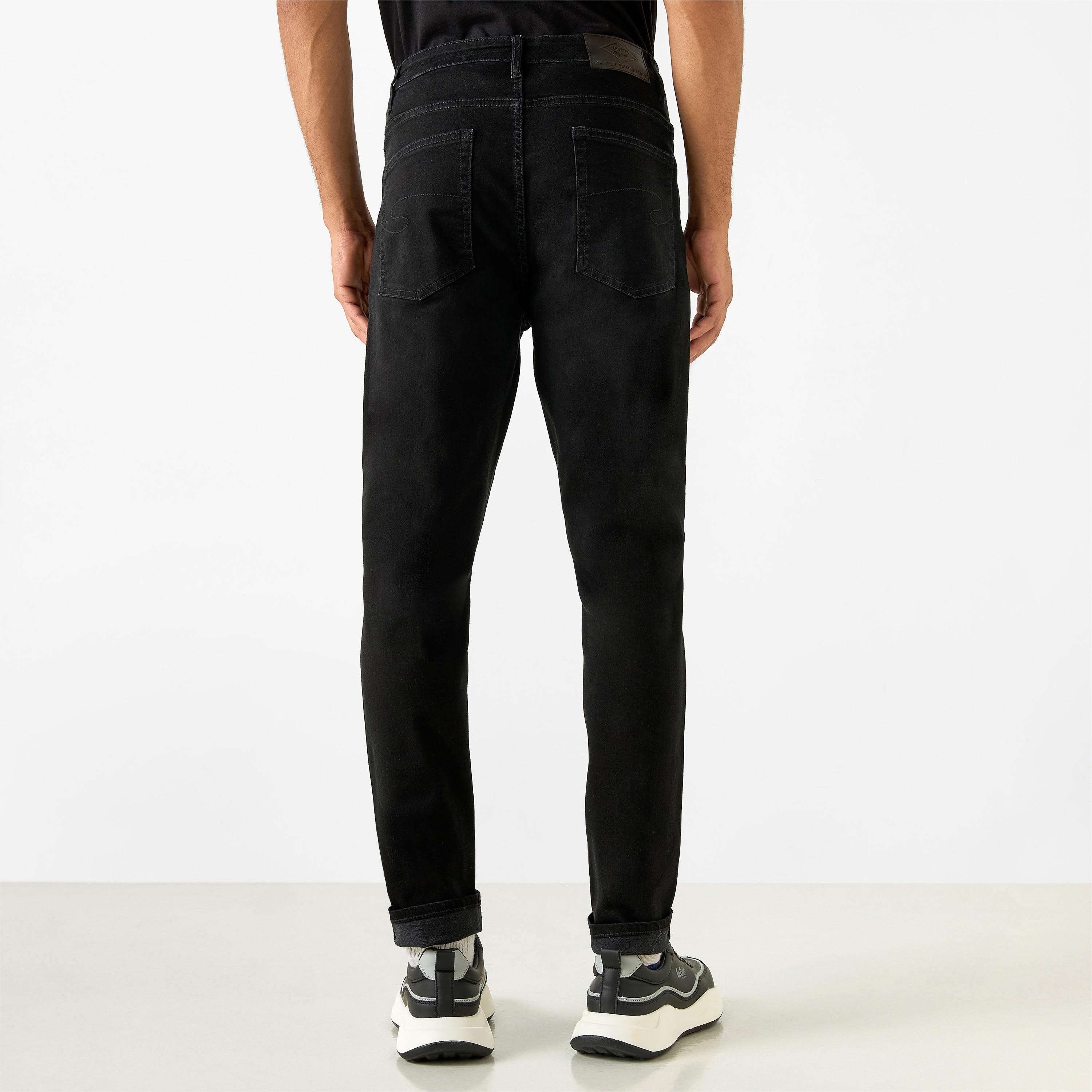 بنطلون جينز بقصة ضيّقة وخصر متوسط الارتفاع بجيوب من لي كوبر-men-clothing-bottoms-jeans-image-3