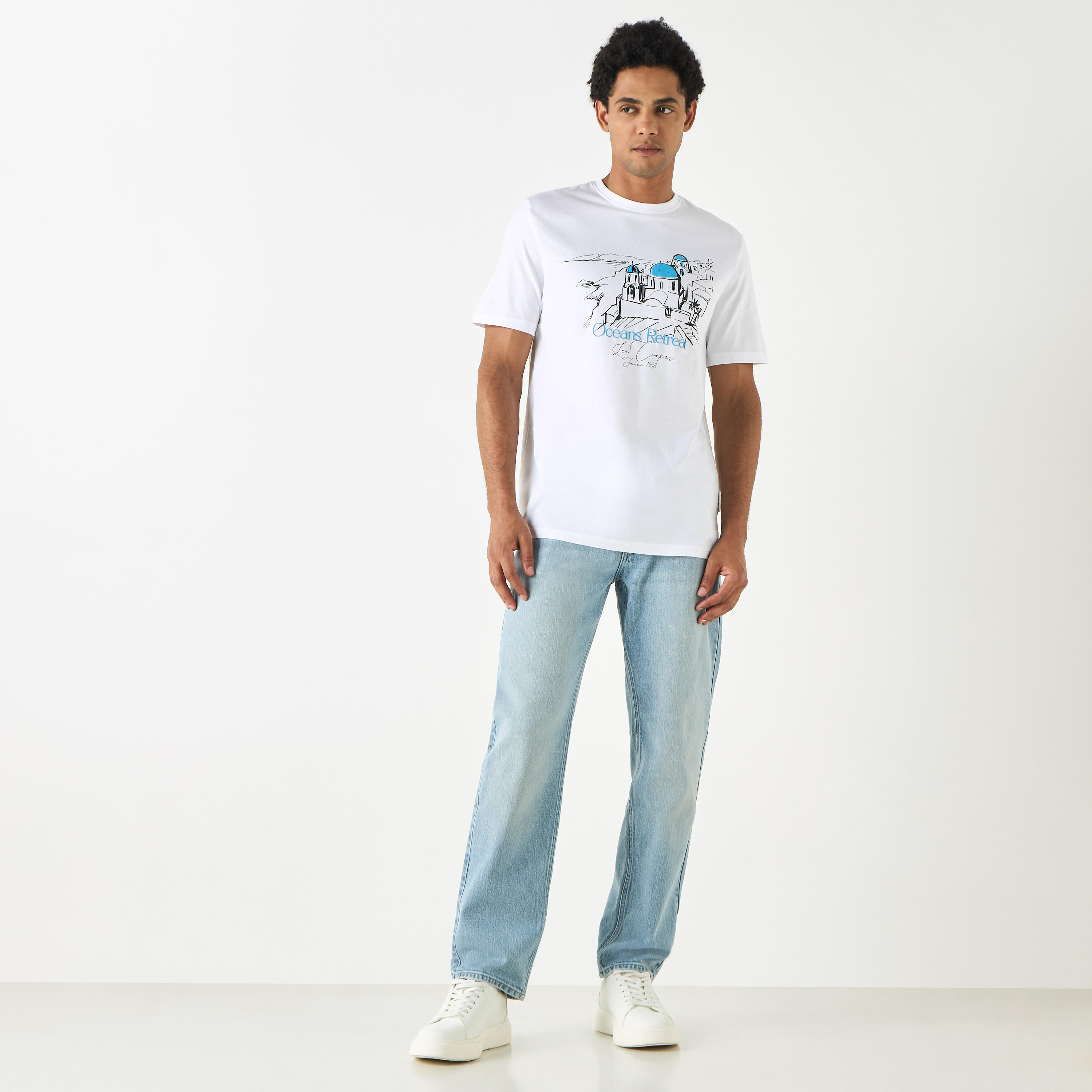 بنطلون جينز بقصّة مستقيمة وجيوب من لي كوبر-men-clothing-bottoms-jeans-image-2