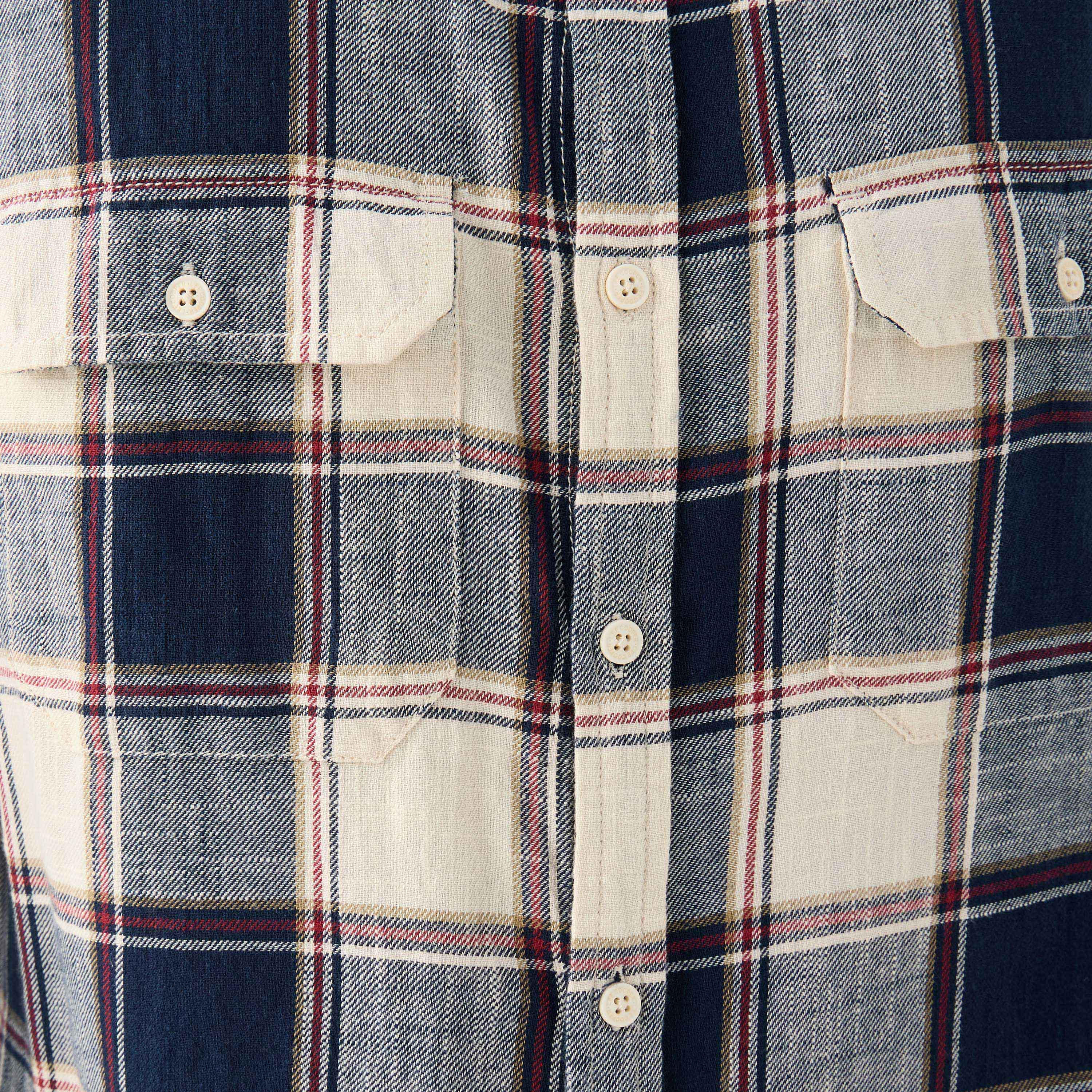قميص كاروهات بجيوب وأكمام طويلة من لي كوبر-men-clothing-shirts-image-10
