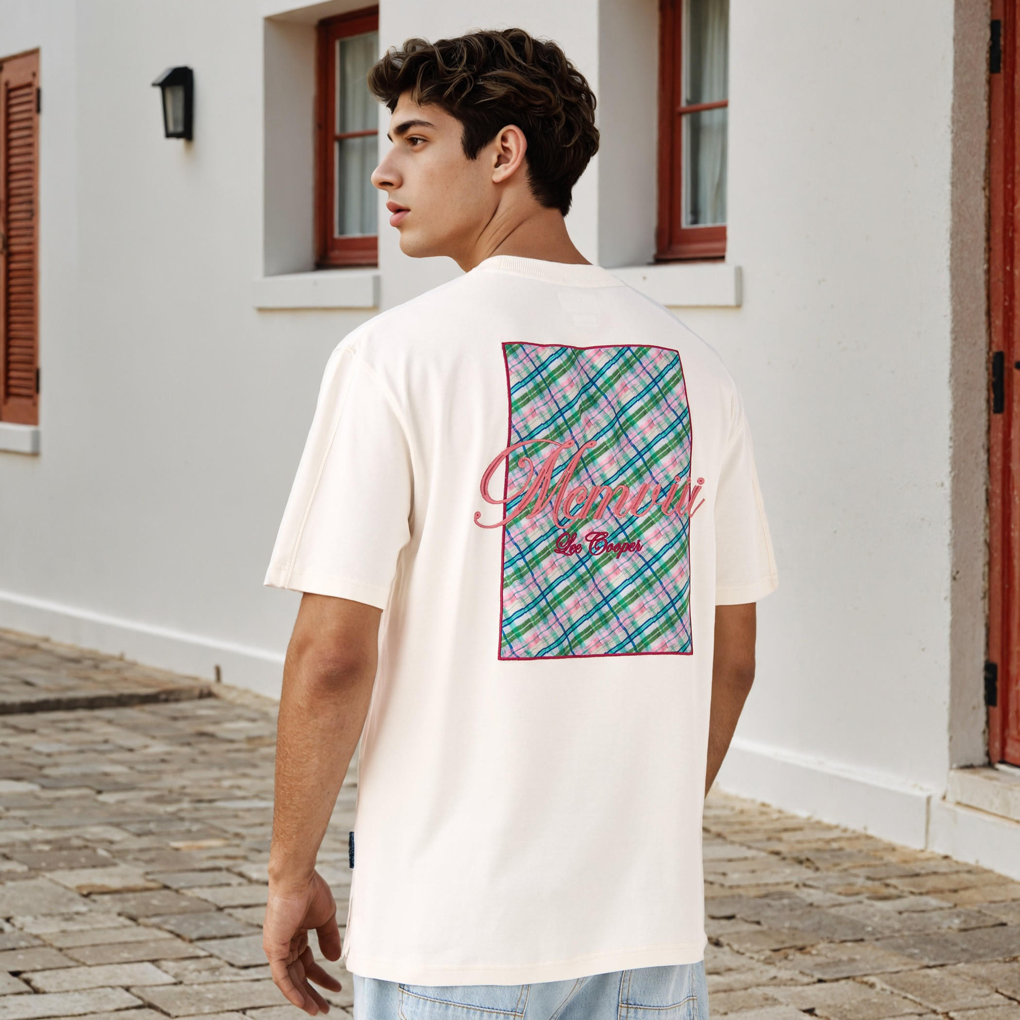 Lee Cooper Applique Detail Crew Neck T-shirt-men-clothing-tshirtsandpolos-tshirts-image-1