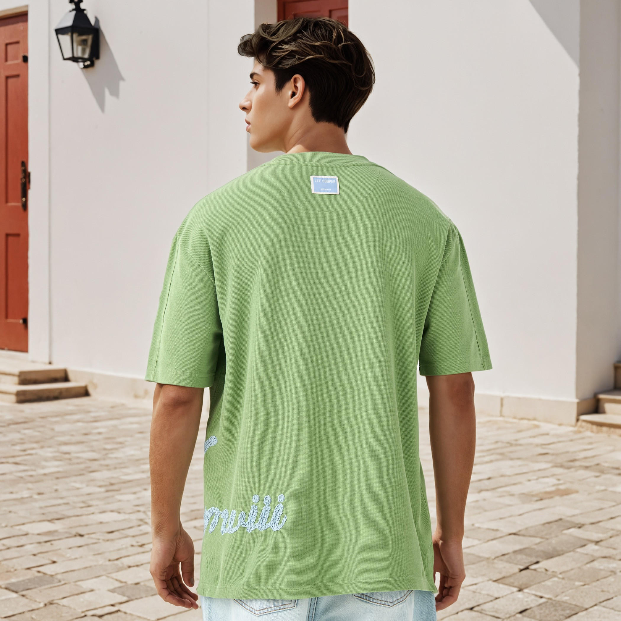 تيشيرت بتطريز جانبي من لي كوبر-men-clothing-tshirtsandpolos-tshirts-image-3
