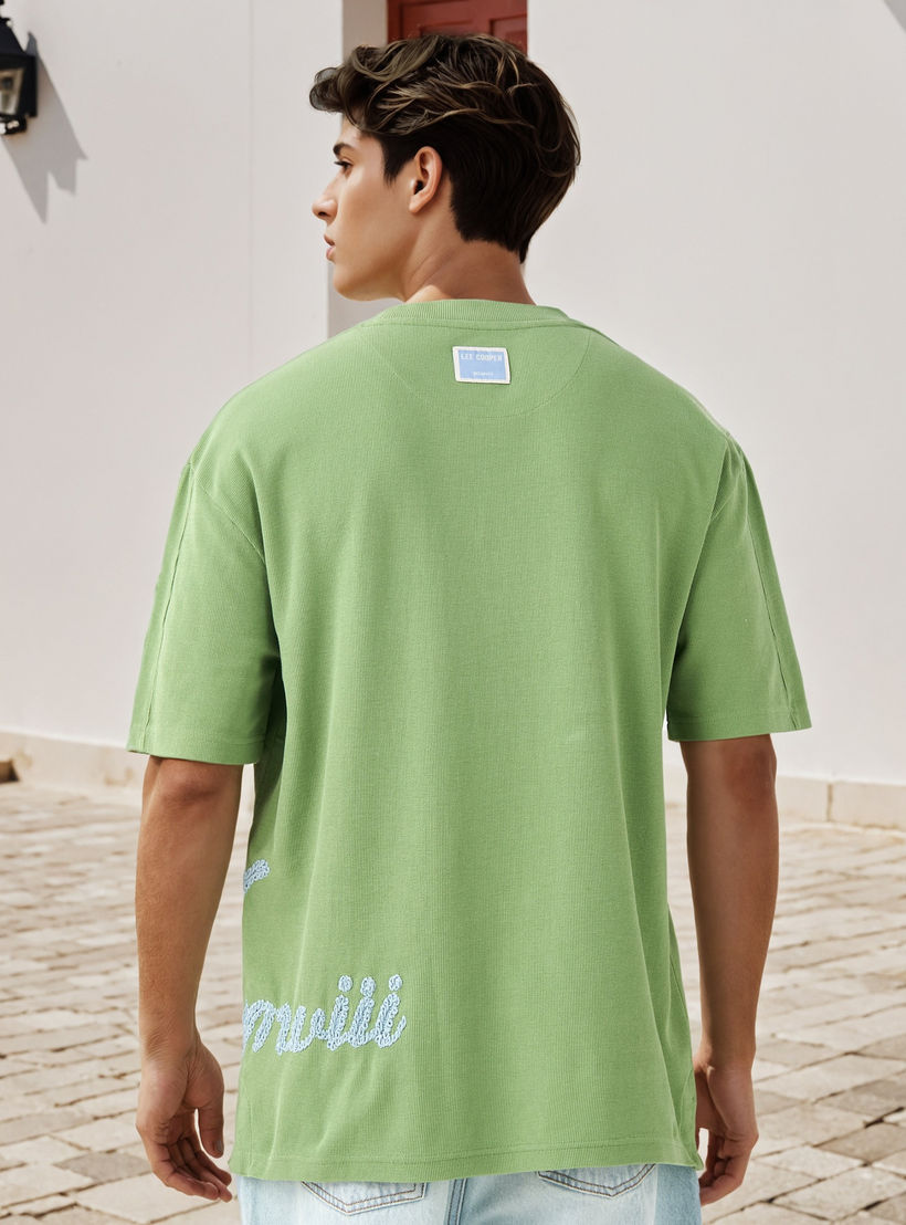تيشيرت بتطريز جانبي من لي كوبر-men-clothing-tshirtsandpolos-tshirts-image-3