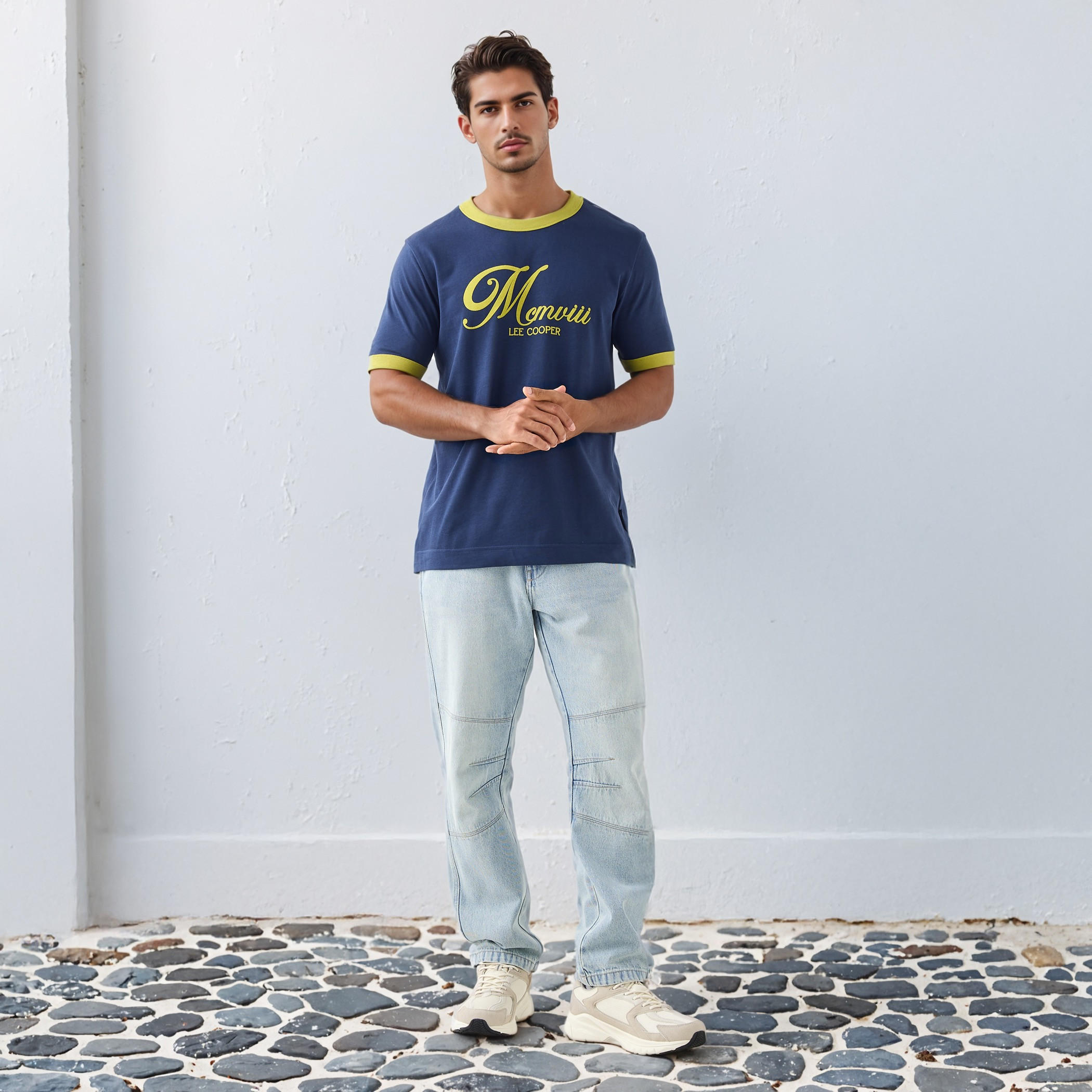 بنطلون جينز بألواح وجيوب من لي كوبر-men-clothing-bottoms-jeans-image-2