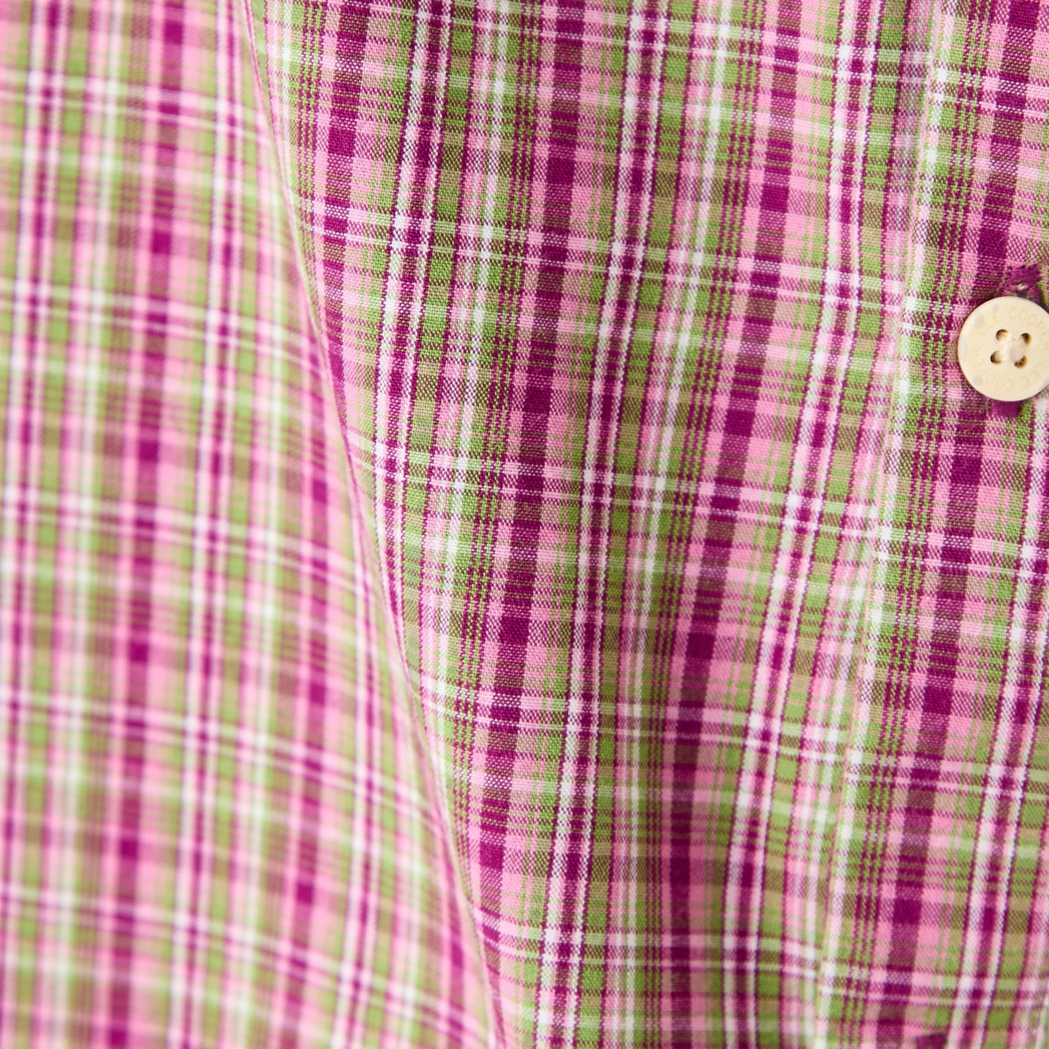 قميص كاروهات بقصة عادية وياقة-men-clothing-shirts-image-1