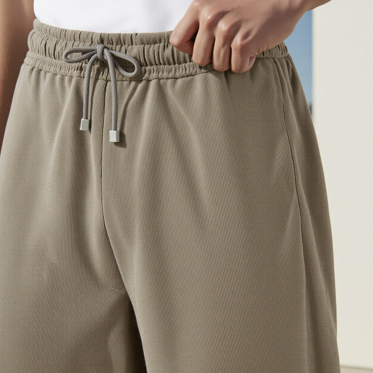 شورت برباط إغلاق وزخارف من لي كوبر-men-clothing-bottoms-shorts-image-3