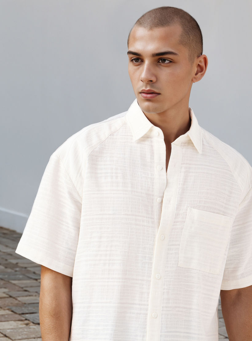 قميص استرخاء بارز الملمس بياقة وقصة عادية من لي كوبر-men-clothing-shirts-image-4
