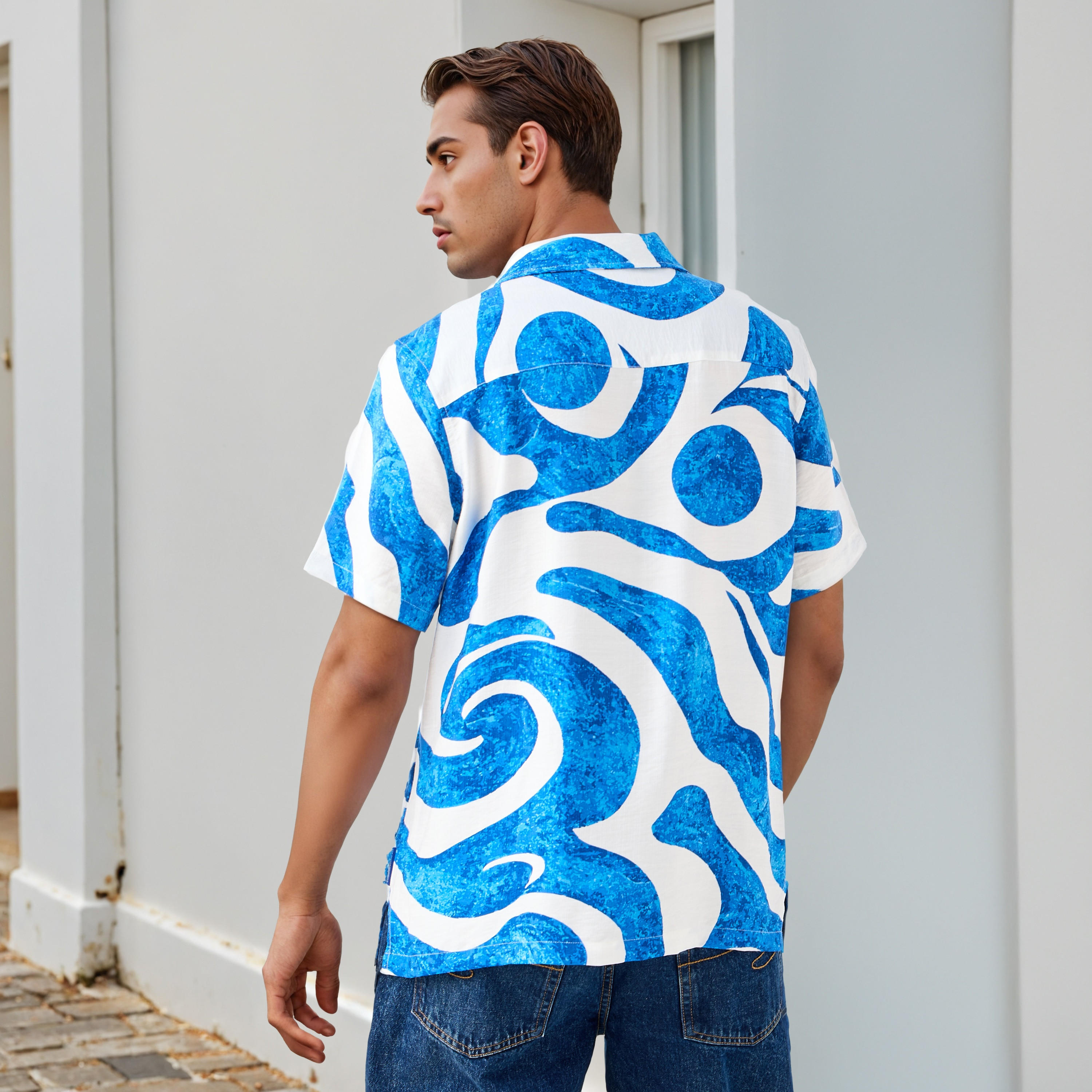 قميص بياقة كامب وطبعات من لي كوبر-men-clothing-shirts-image-3