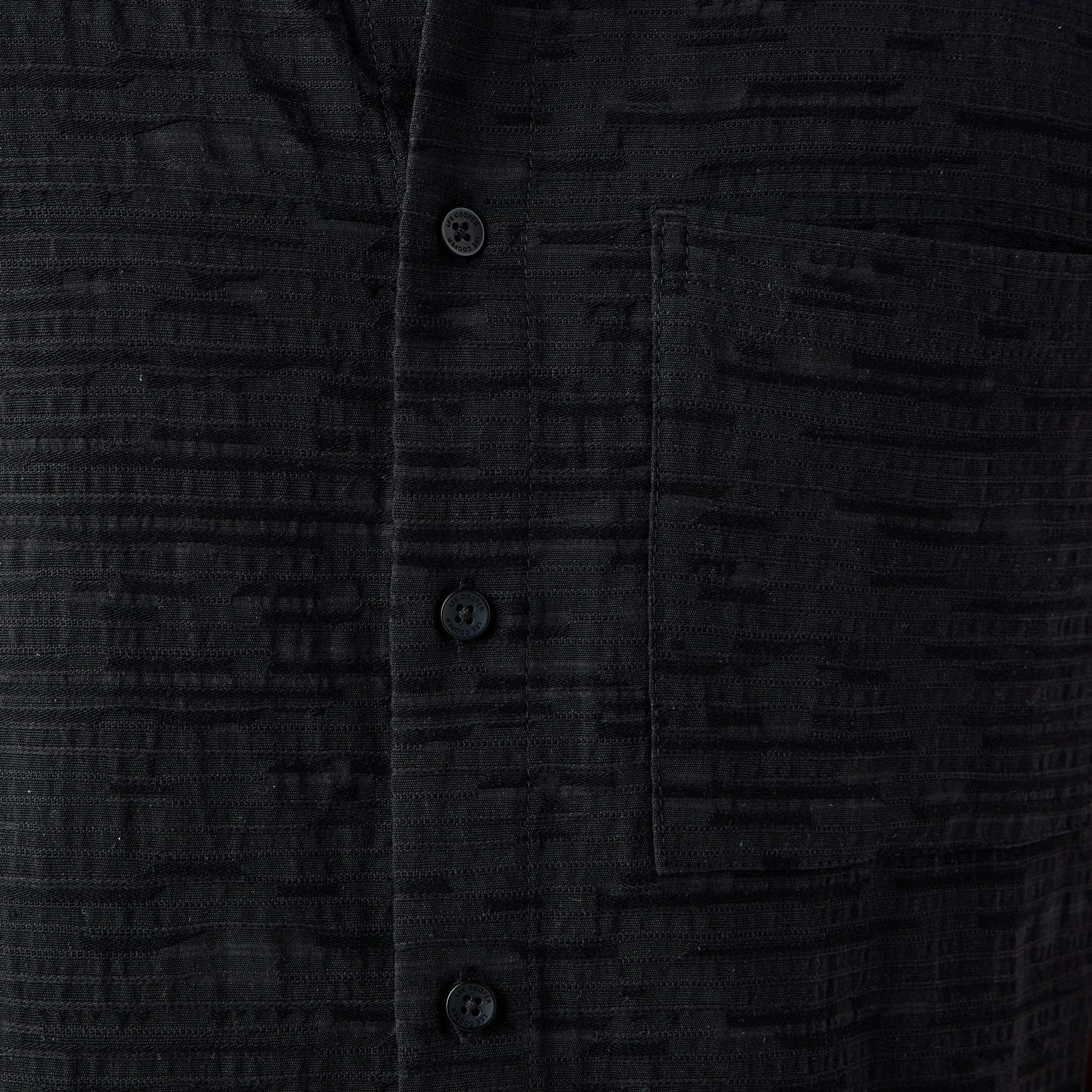 قميص بارز الملمس بقصّة عادية من لي كوبر-men-clothing-shirts-image-5