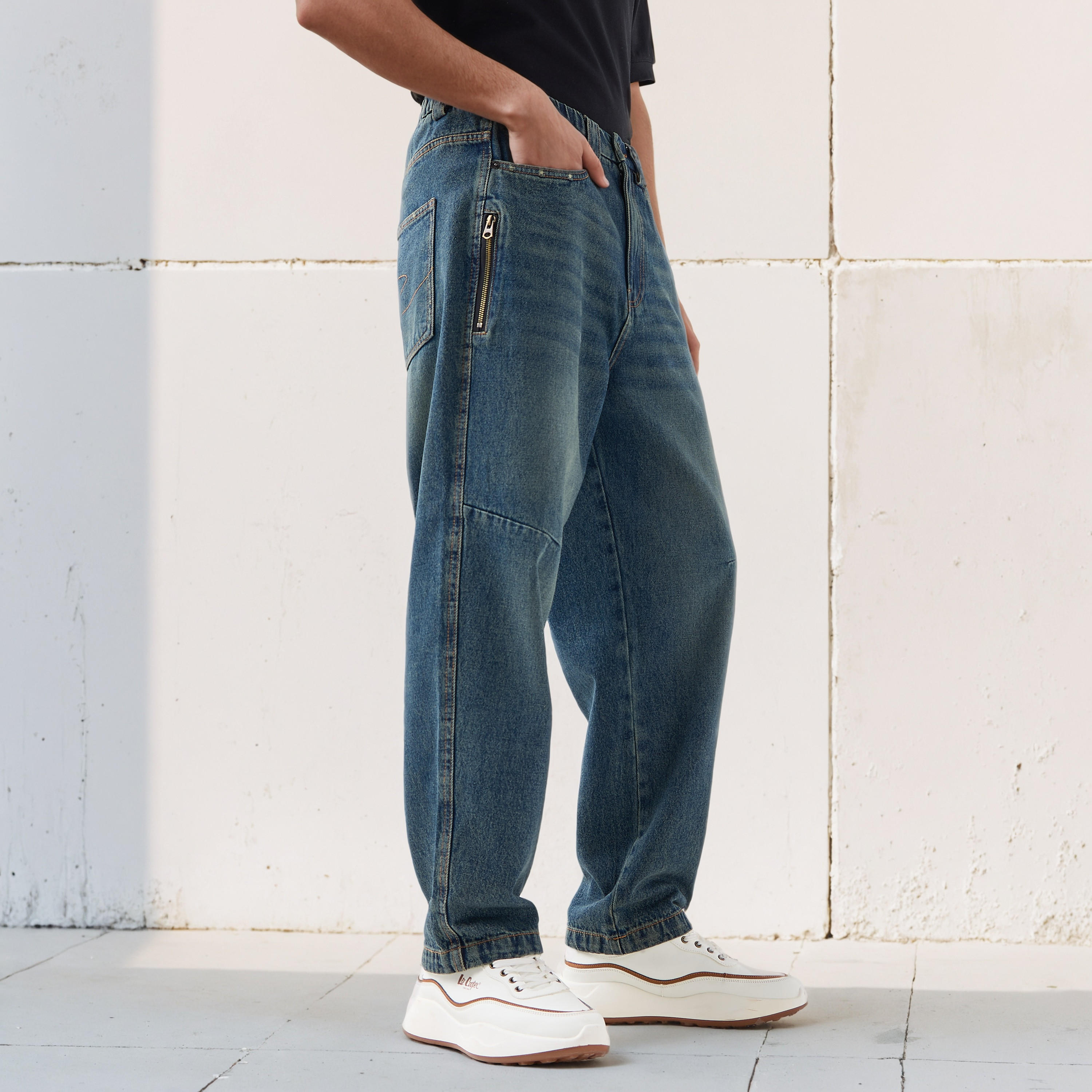 Lee Cooper Men Baggy Fit Mid-Rise Zip Pocket Jeans-men-clothing-bottoms-jeans-image-1