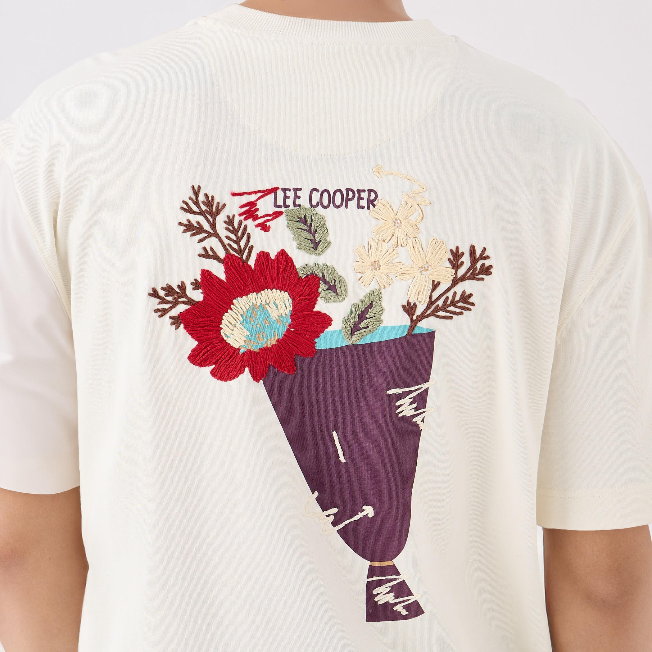 Lee Cooper Embroidered T-shirt-men-clothing-tshirtsandpolos-tshirts-image-5