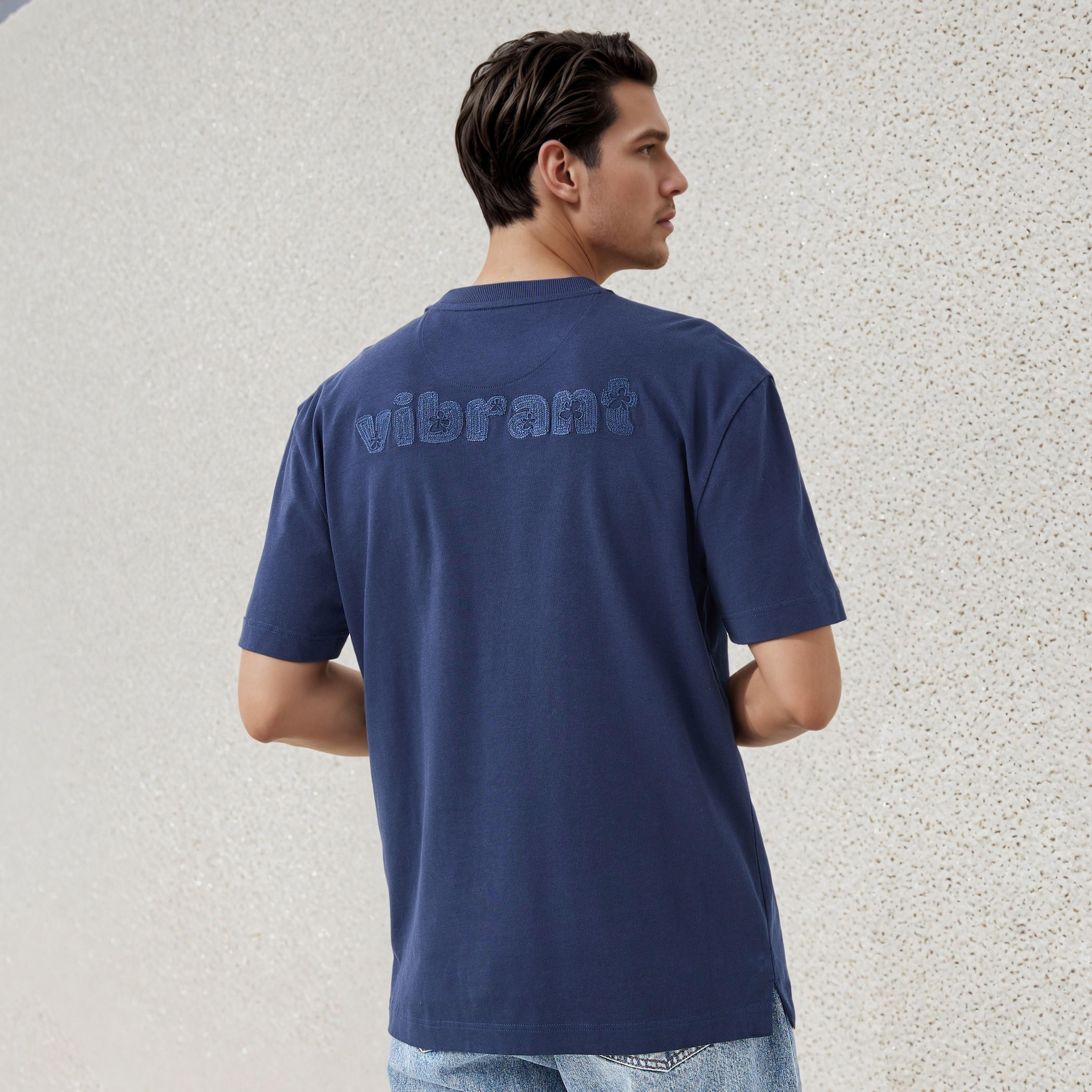 تيشيرت مطرز من لي كوبر-men-clothing-tshirtsandpolos-tshirts-image-3