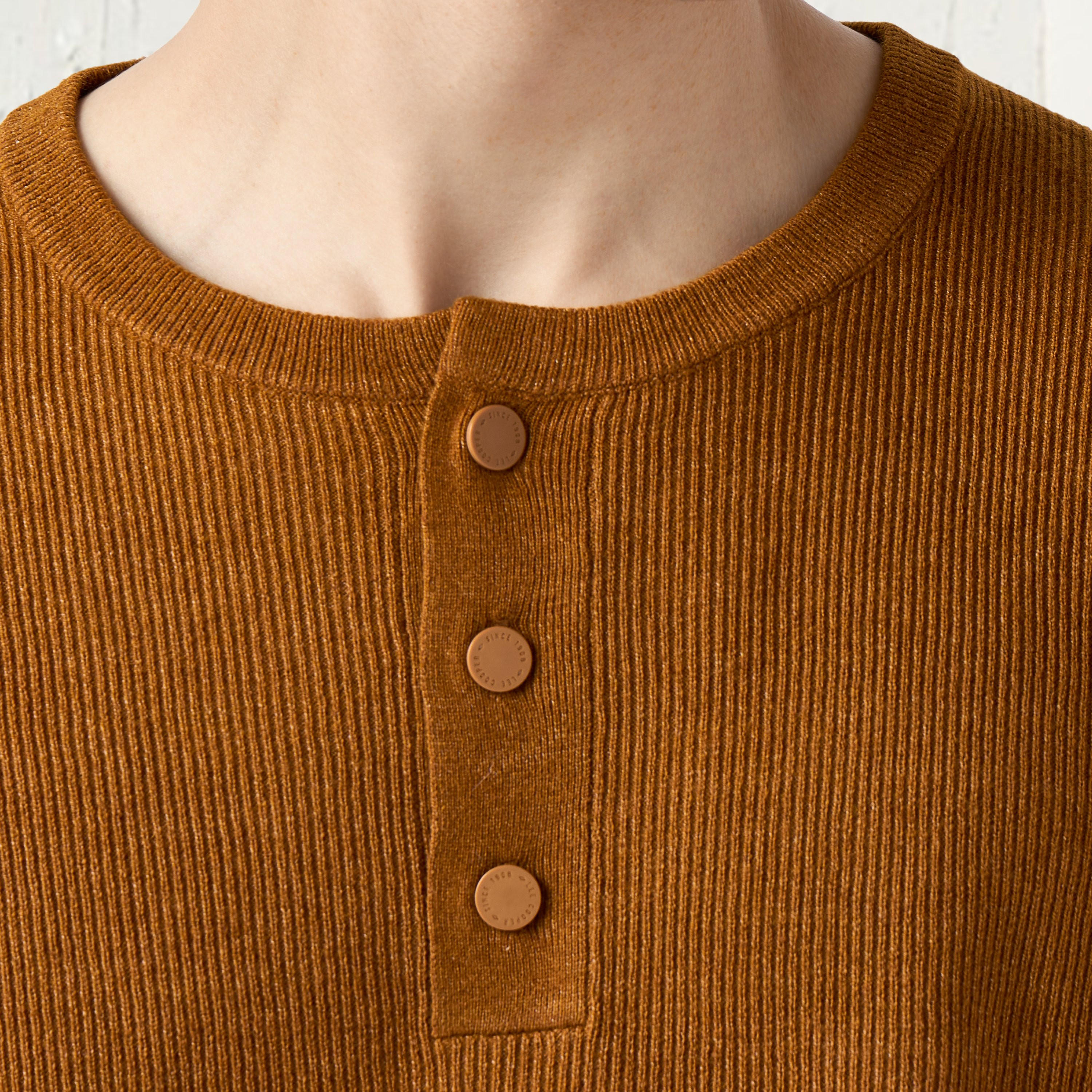 سويت شيرت مضلع بياقة هينلي من لي كوبر-men-winterwear-hoodiesandsweatshirts-image-5
