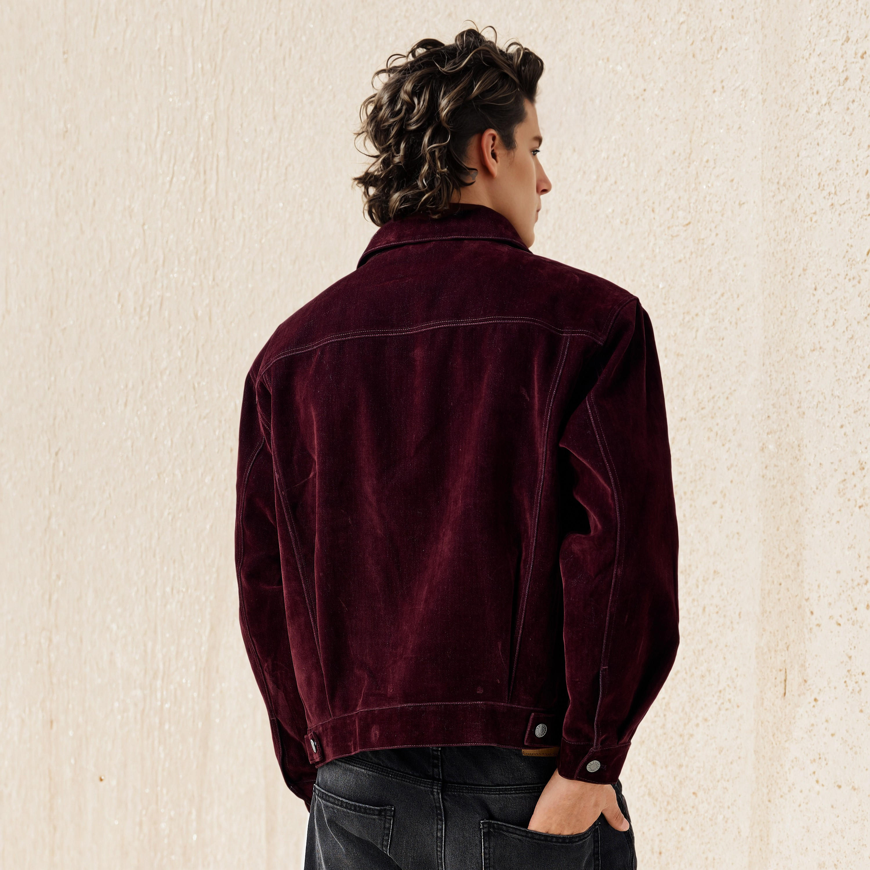 جاكيت تراكر بقصة عادية للرجال من لي كوبر-men-clothing-jacketsandblazers-jackets-image-1