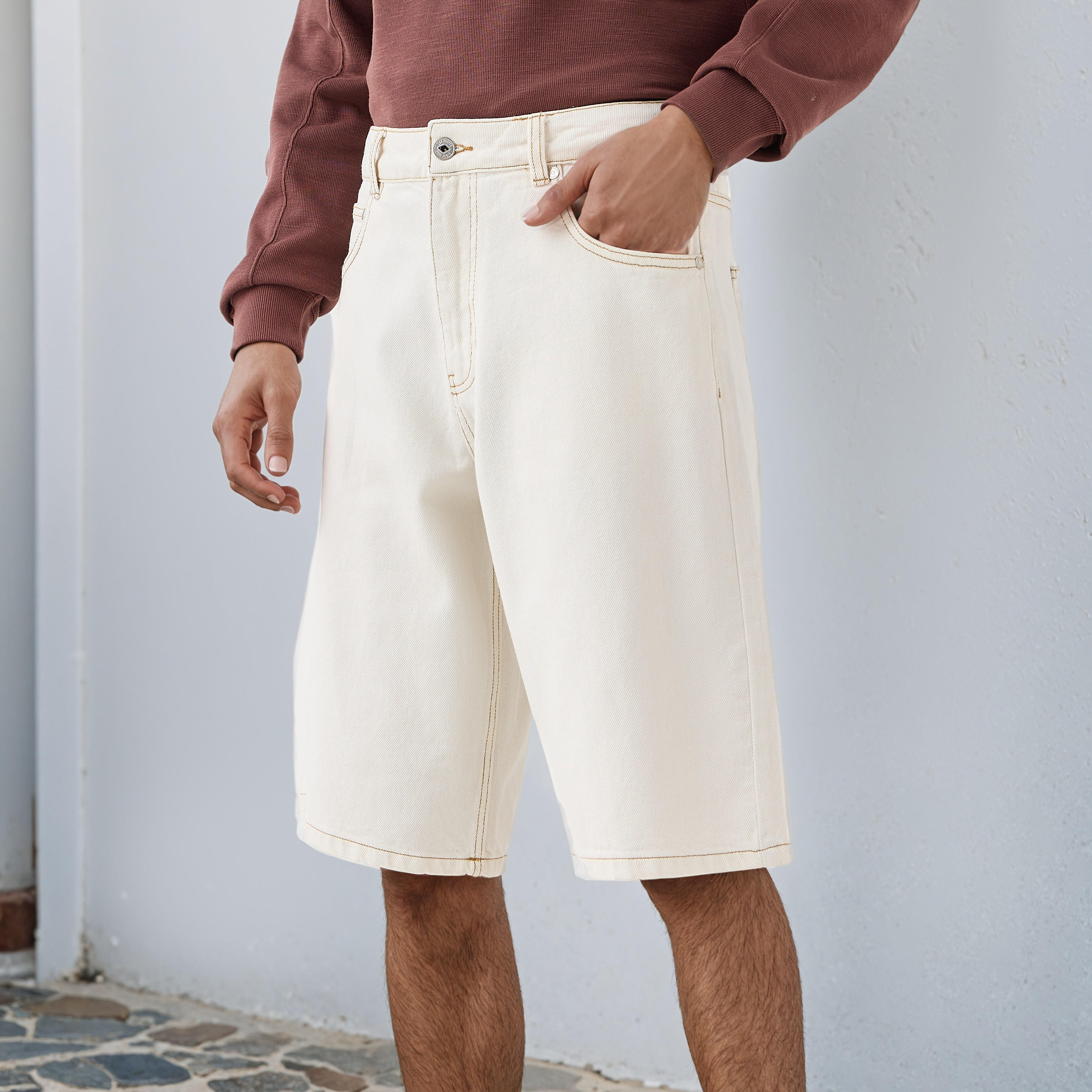 شورت بقصة مريحة من لي كوبر-men-clothing-bottoms-shorts-image-1