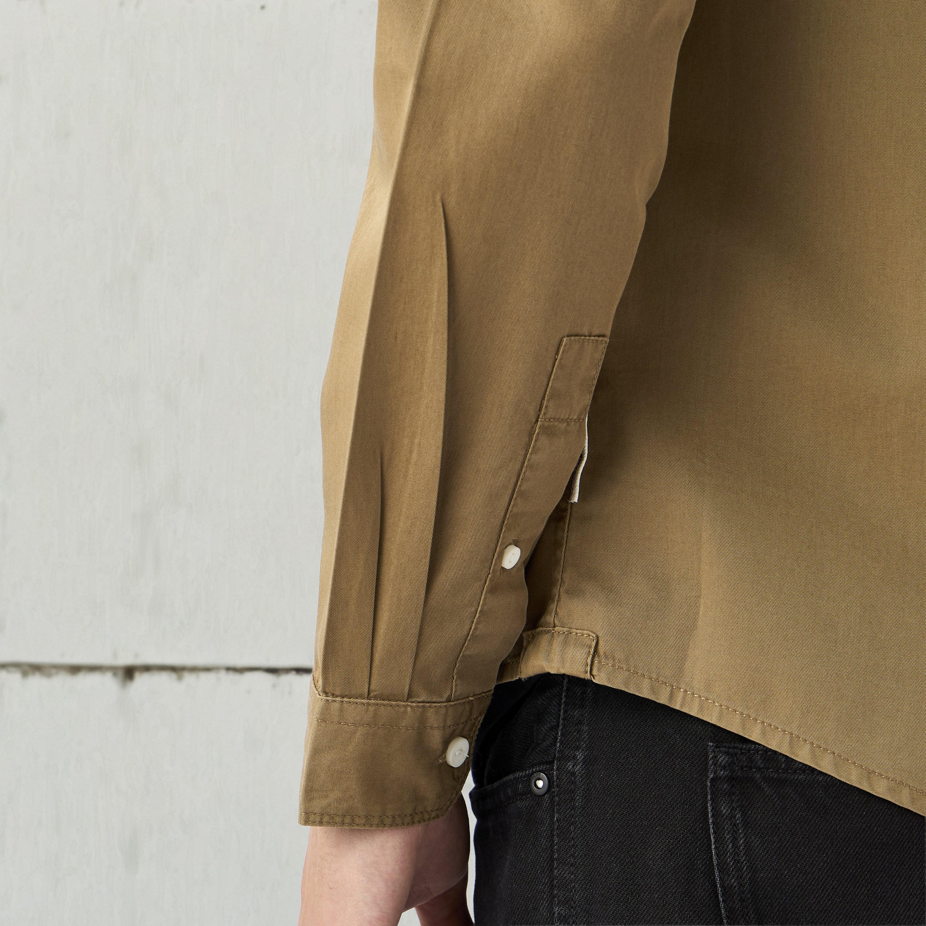 قميص بقصة عادية من لي كوبر-men-clothing-shirts-image-1