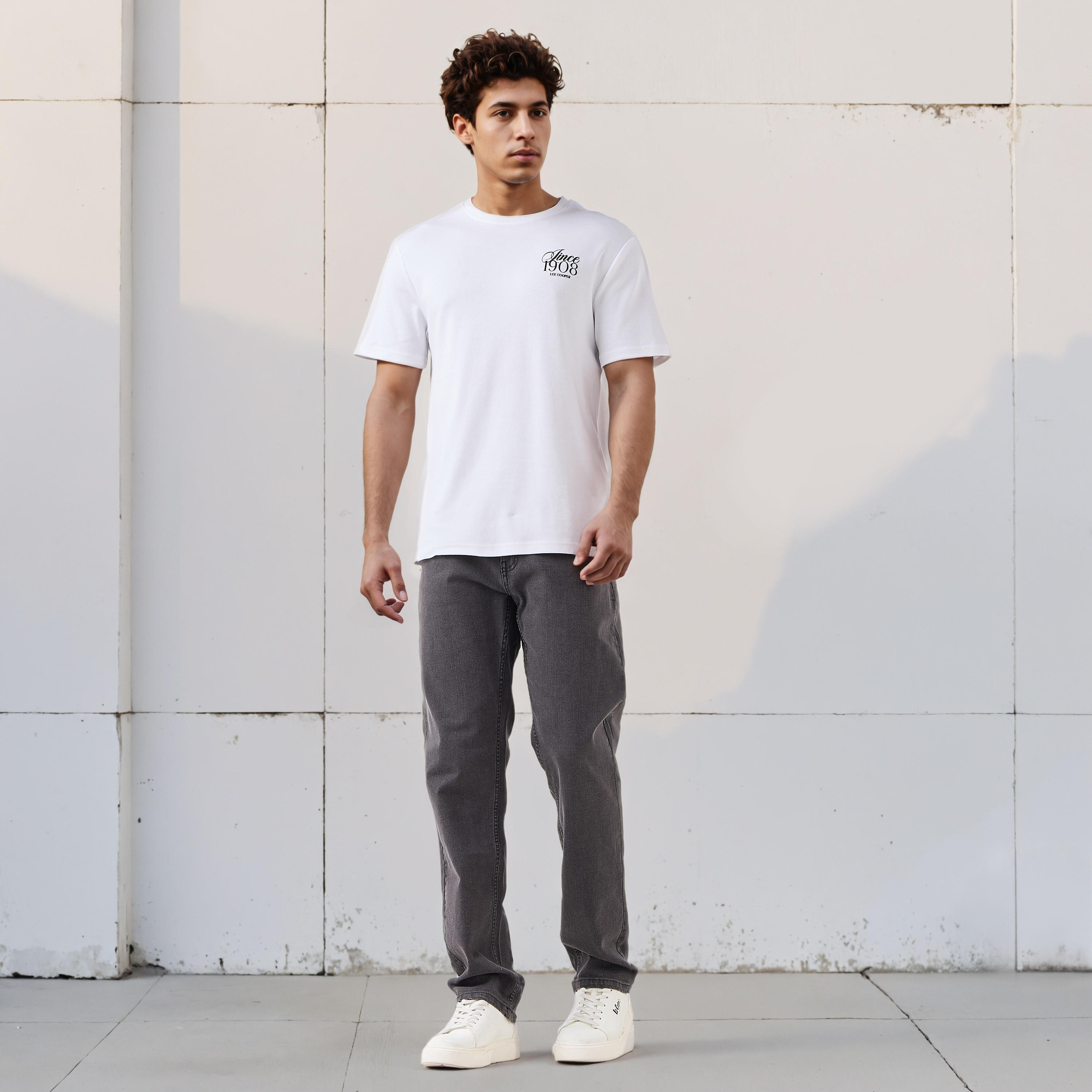 Lee Cooper Men Regular Fit Crew Neck Short Sleeves Logo Print T-shirt-men-clothing-tshirtsandpolos-tshirts-image-2