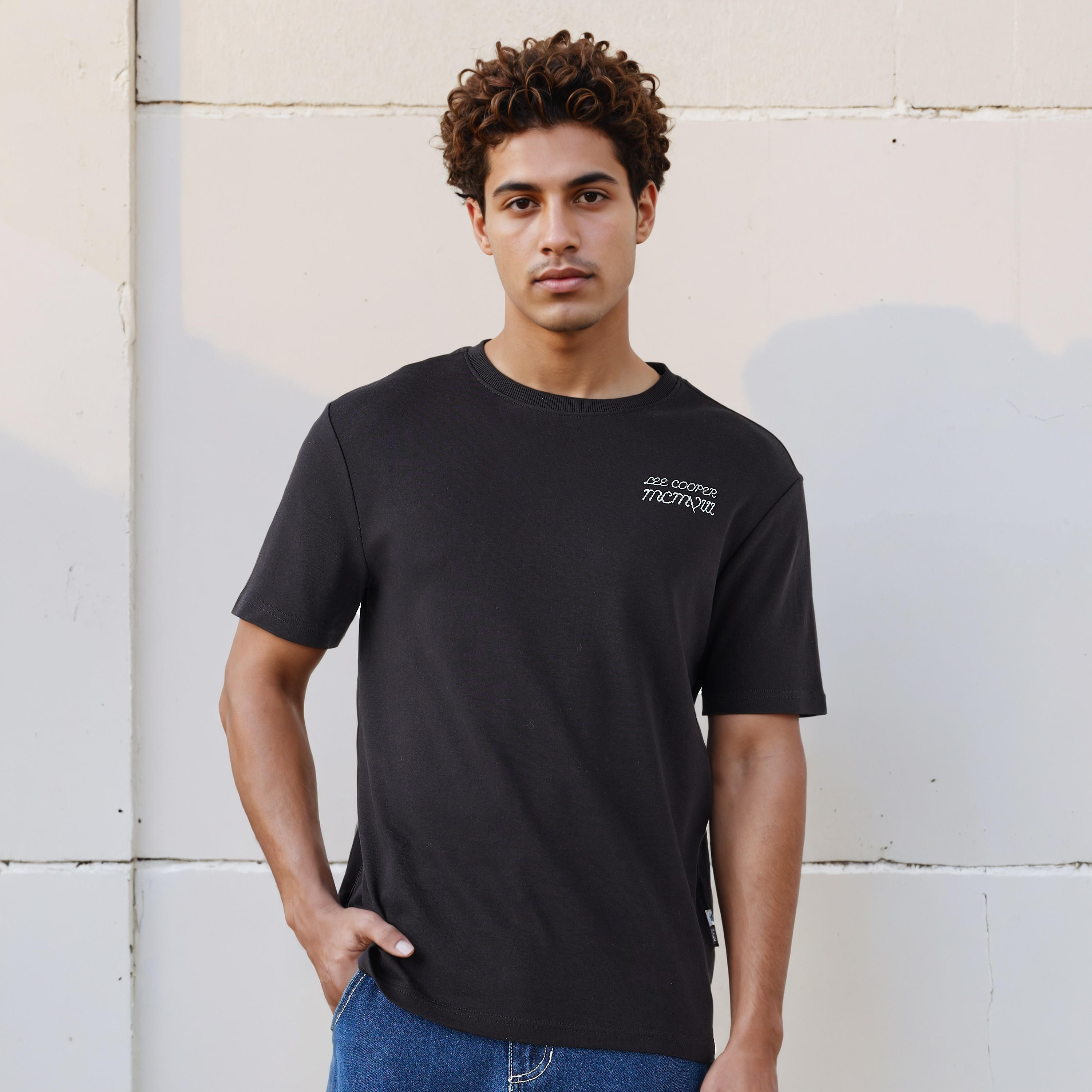 Lee Cooper Men Regular Fit Crew Neck Short Sleeves Logo Print T-shirt-men-clothing-tshirtsandpolos-tshirts-image-3