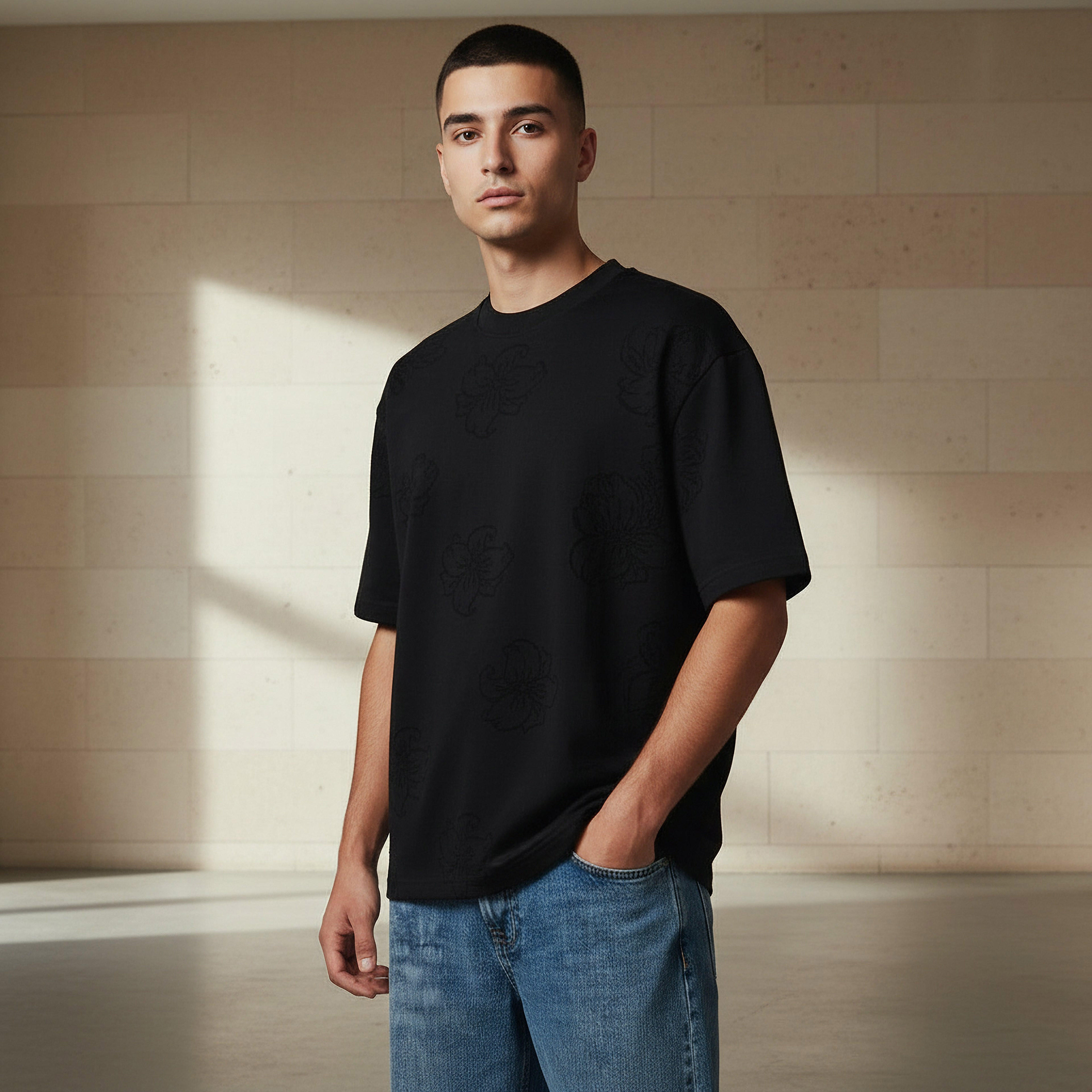 تيشيرت رجالي بارز الملمس بقصة عادية وياقة ضيقة وأكمام قصيرة من لي كوبر-men-clothing-tshirtsandpolos-tshirts-image-1