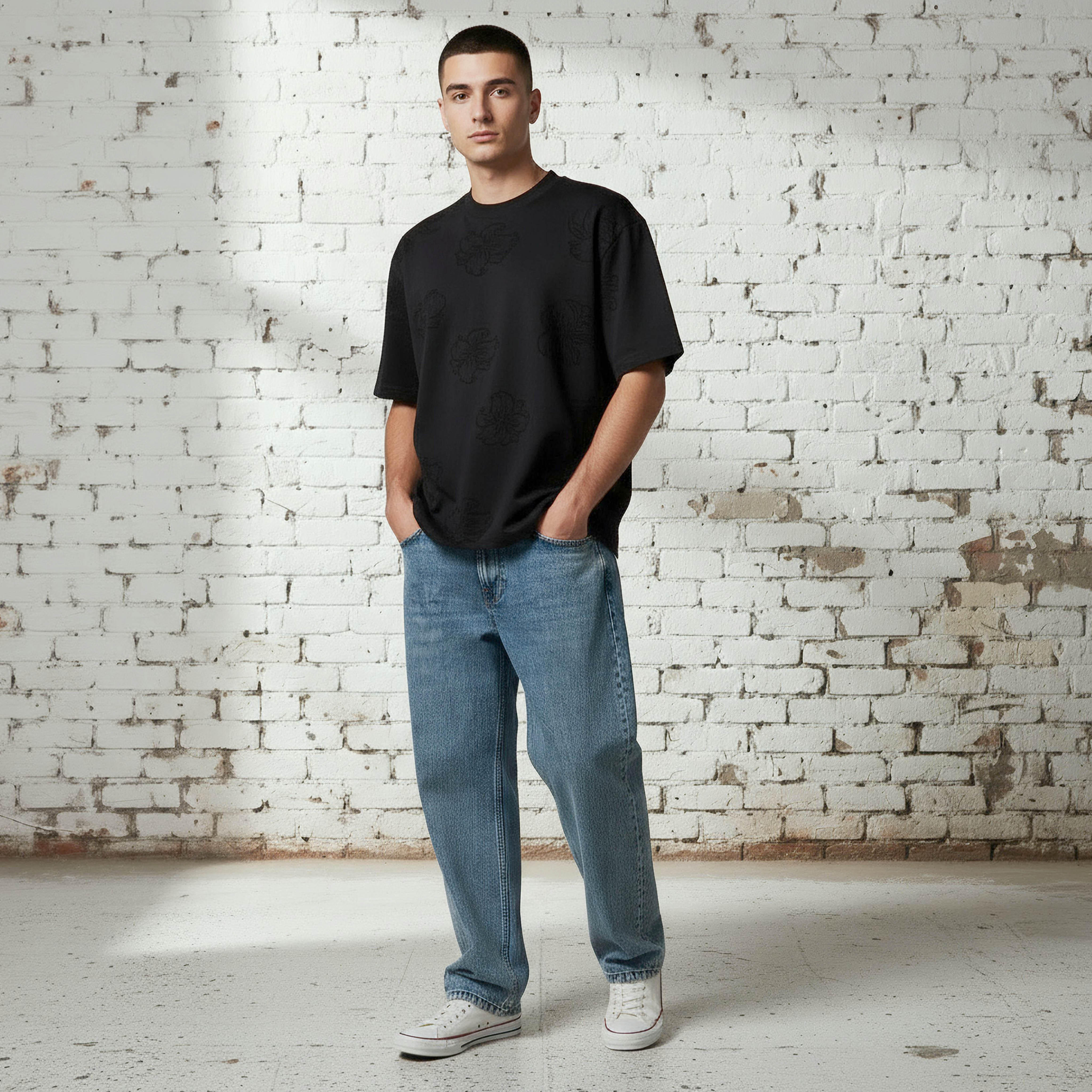 تيشيرت رجالي بارز الملمس بقصة عادية وياقة ضيقة وأكمام قصيرة من لي كوبر-men-clothing-tshirtsandpolos-tshirts-image-2