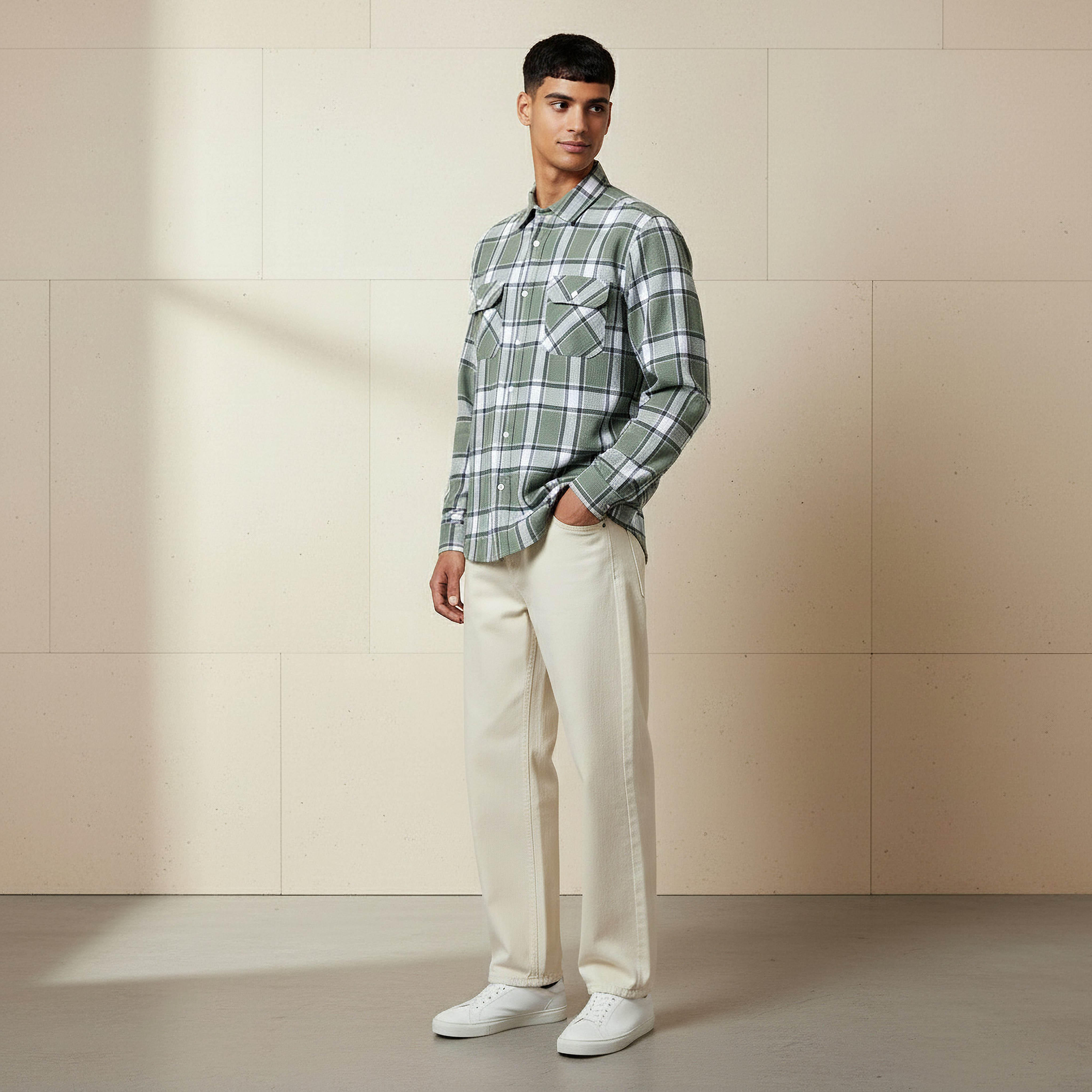 قميص كاروهات بأكمام طويلة وياقة وقصة عادية للرجال من لي كوبر-men-clothing-shirts-image-4