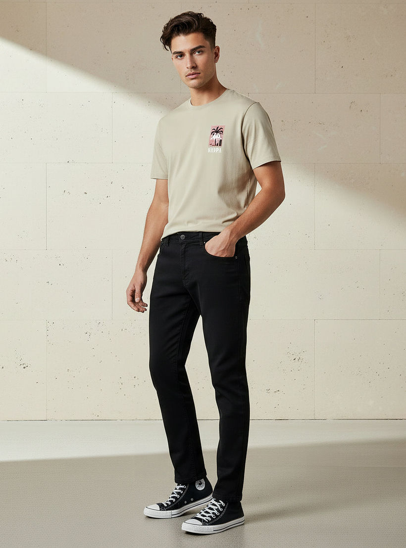 بنطلون جينز بقصّة سليم وخصر متوسط الارتفاع للرجال من لي كوبر-men-clothing-bottoms-jeans-image-2