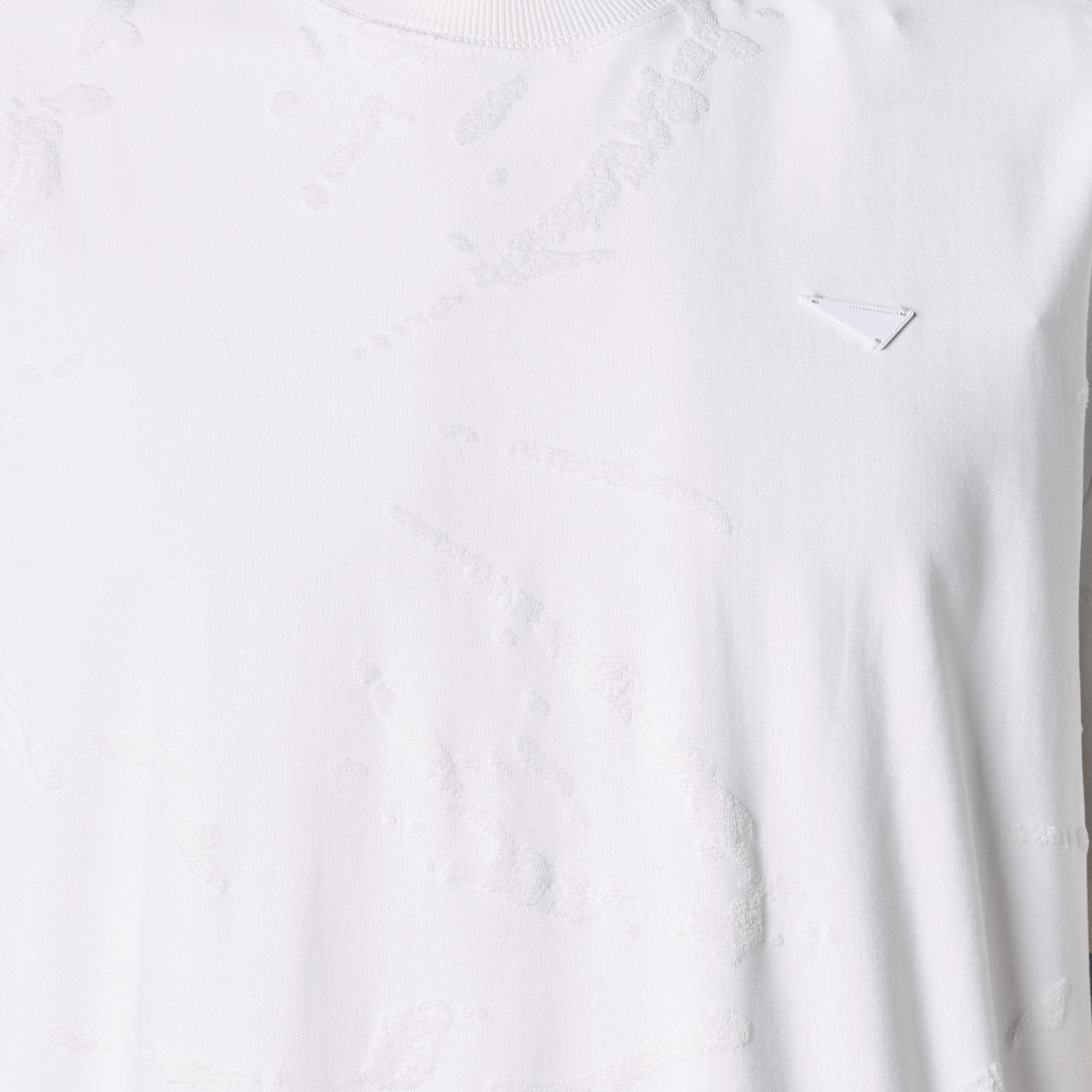 Lee Cooper Men Regular Fit Crew Neck Short Sleeves Jacquard T-shirt-men-clothing-tshirtsandpolos-tshirts-image-2
