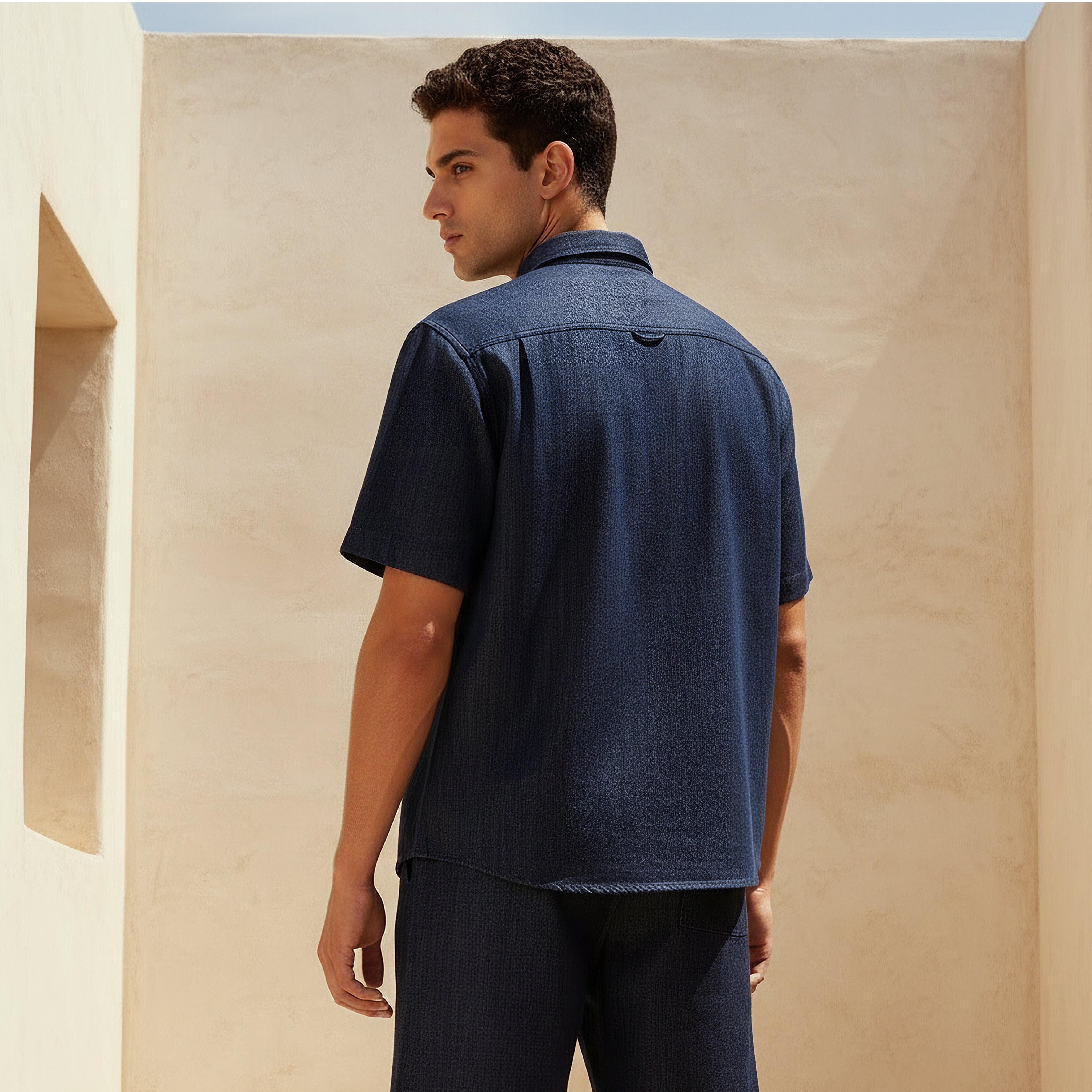 قميص دينم بارز الملمس بياقة وقصة عادية للرجال من لي كوبر-men-clothing-shirts-image-2
