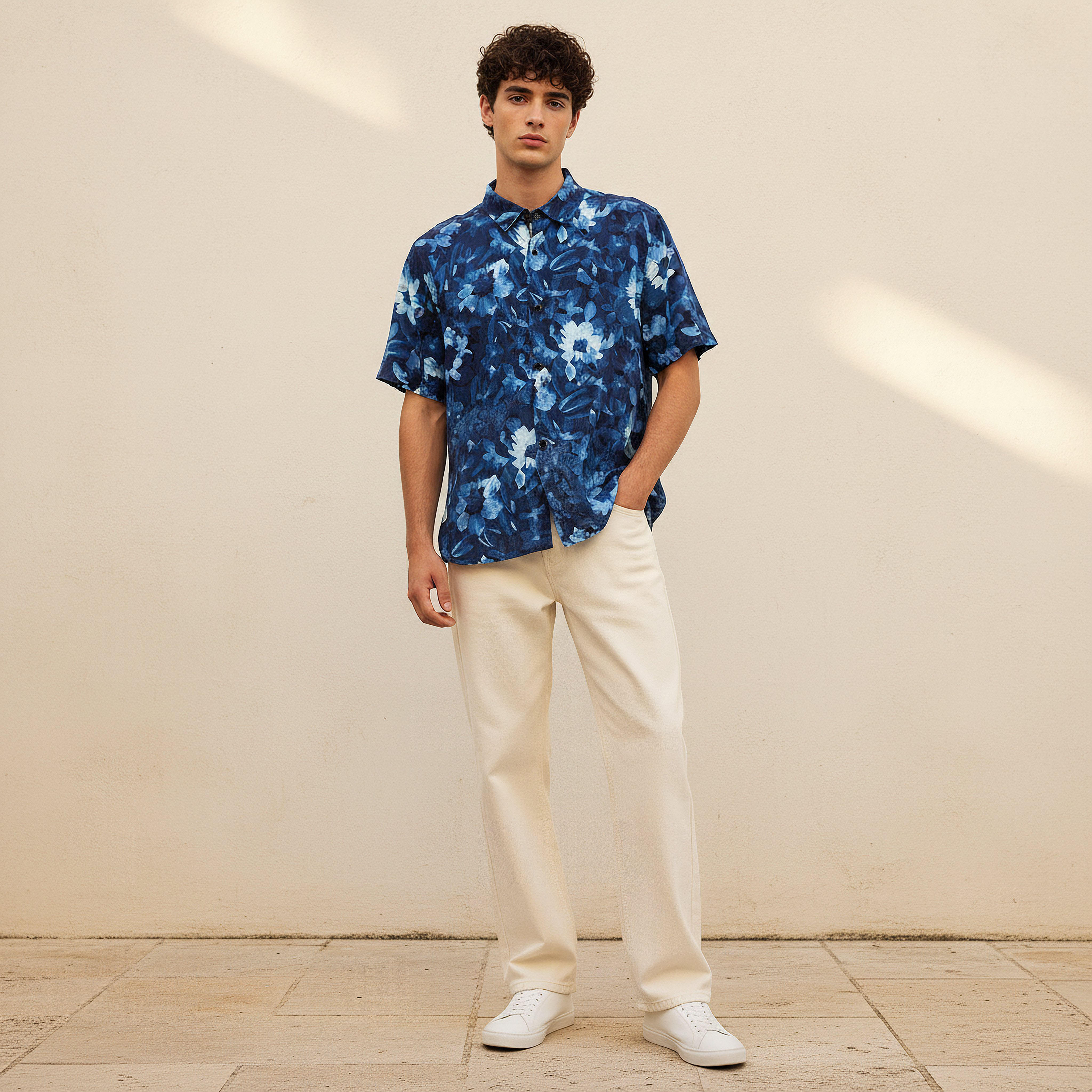 قميص بقصة عادية وياقة وأكمام قصيرة وطبعات زهرية للرجال من لي كوبر-men-clothing-shirts-image-3