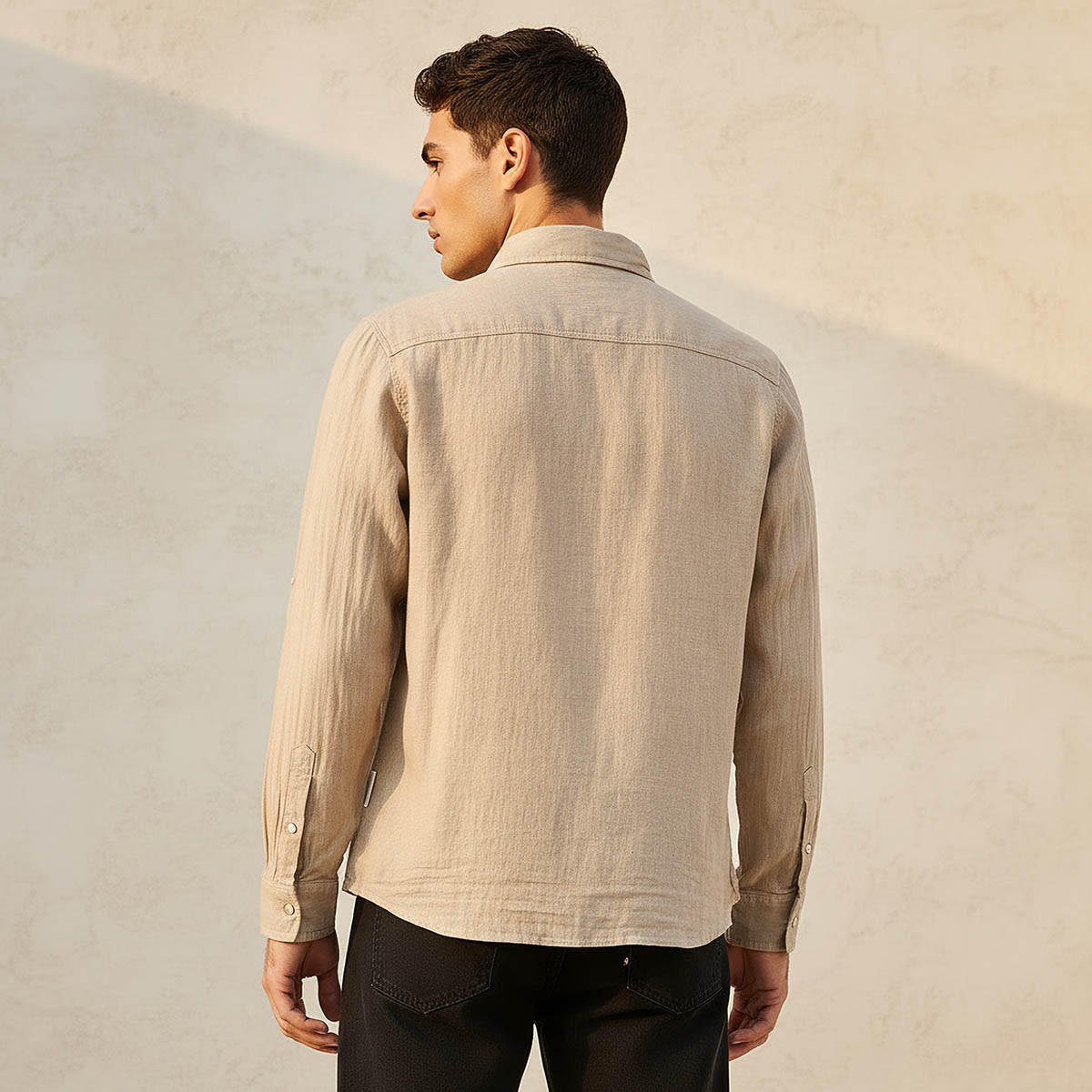 قميص كتان بقصّة عادية وياقة عادية وأكمام طويلة للرجال من لي كوبر-men-clothing-shirts-image-4