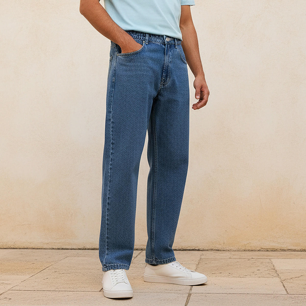 بنطلون جينز بقصة باجي وجيوب للرجال من لي كوبر-men-clothing-bottoms-jeans-image-1