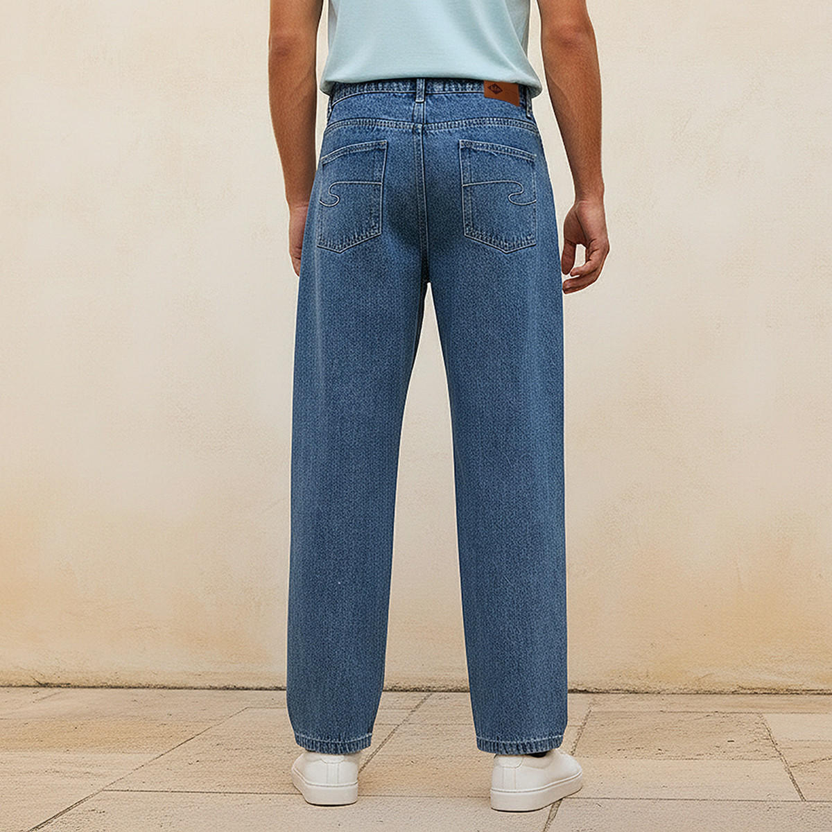 بنطلون جينز بقصة باجي وجيوب للرجال من لي كوبر-men-clothing-bottoms-jeans-image-4