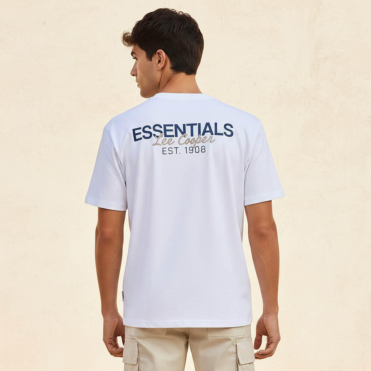 تيشيرت بقصة عادية وياقة ضيقة وأكمام قصيرة وطبعات للرجال من لي كوبر-men-clothing-tshirtsandpolos-tshirts-image-4