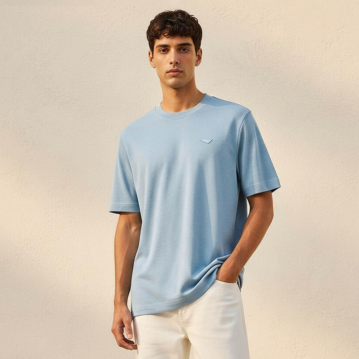 تيشيرت بياقة ضيقة وأكمام قصيرة من لي كوبر-men-clothing-tshirtsandpolos-tshirts-image-1