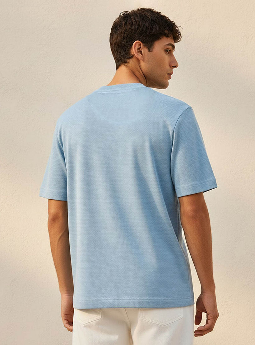 تيشيرت بياقة ضيقة وأكمام قصيرة من لي كوبر-men-clothing-tshirtsandpolos-tshirts-image-4
