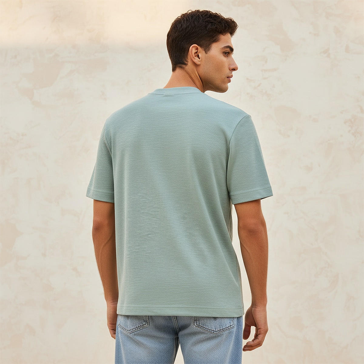 تيشيرت بياقة ضيقة وأكمام قصيرة من لي كوبر-men-clothing-tshirtsandpolos-tshirts-image-4
