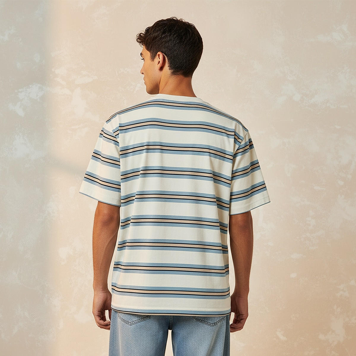 تيشيرت مخطط بياقة ضيقة وأكمام قصيرة وقصة عادية من لي كوبر-men-clothing-tshirtsandpolos-tshirts-image-4