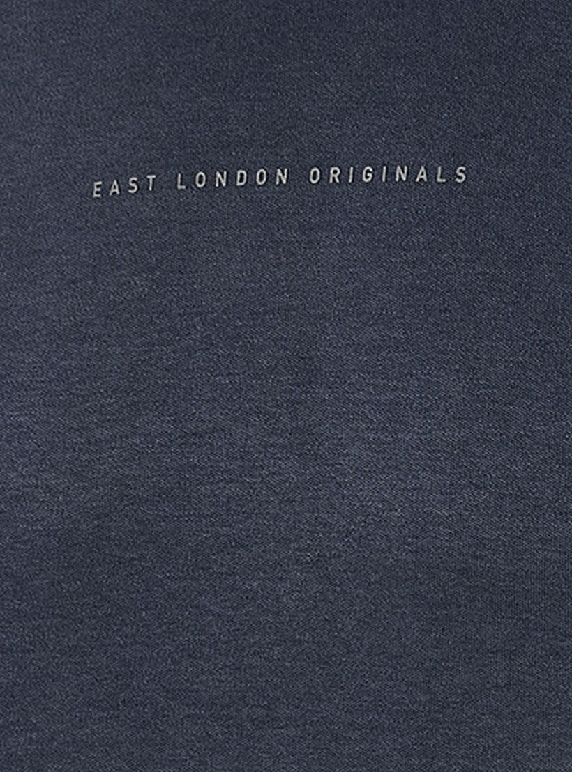 تيشيرت بقصة عادية وياقة دائرية وأكمام قصيرة بطبعة شعار من لي كوبر-men-clothing-tshirtsandpolos-tshirts-image-2