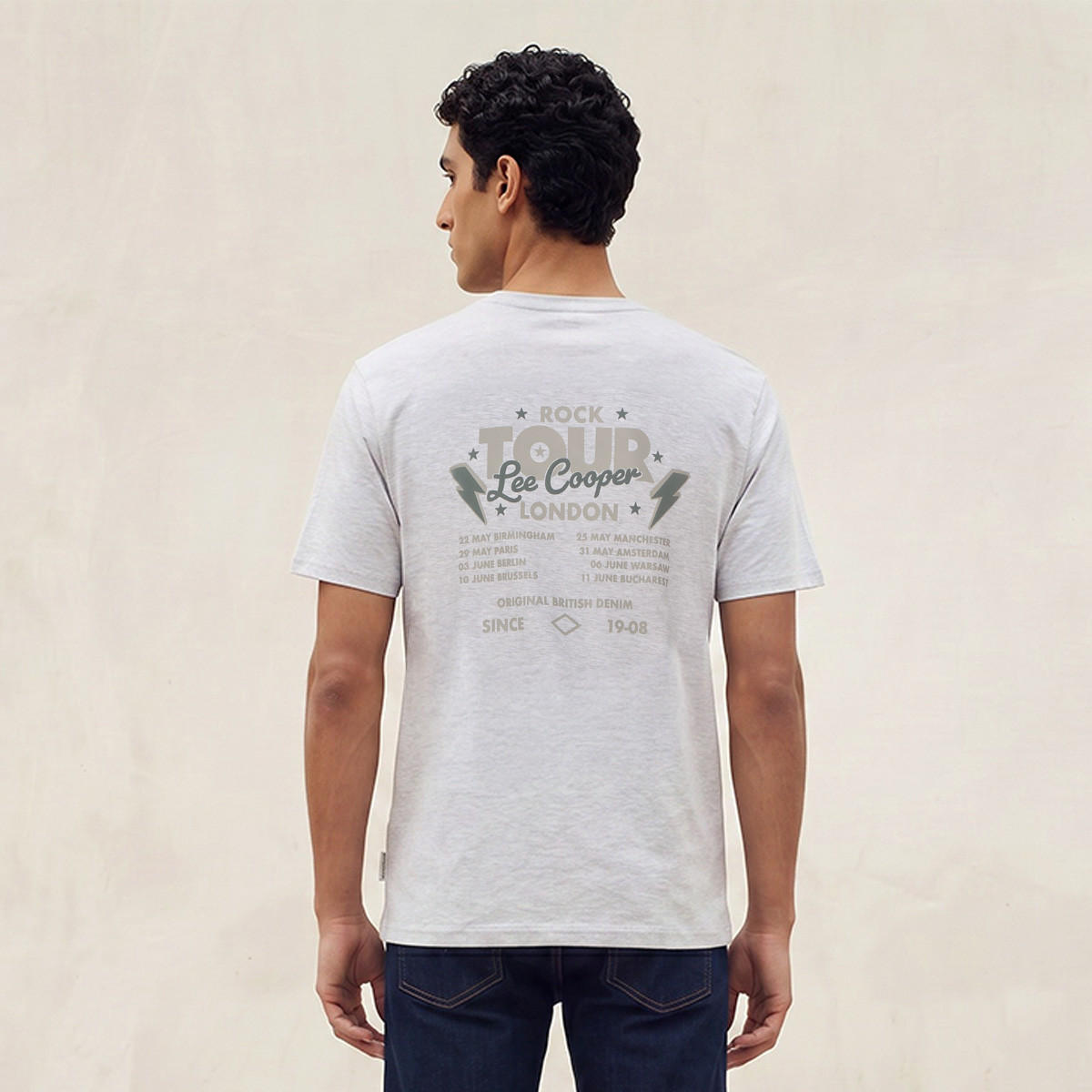 تيشيرت بقصة عادية وياقة ضيقة وأكمام قصيرة وطبعات من لي كوبر-men-clothing-tshirtsandpolos-tshirts-image-4