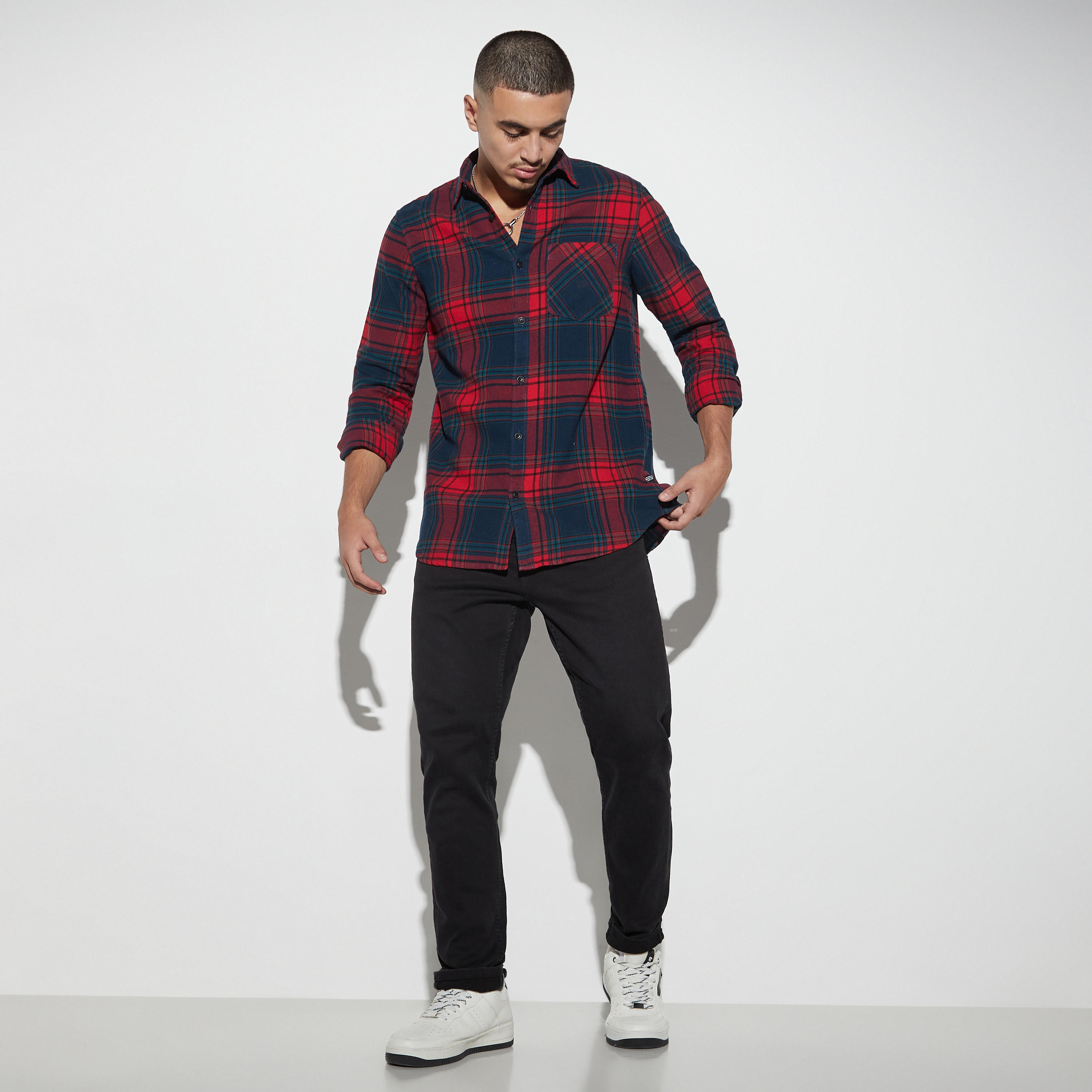 قميص كاروهات بأكمام طويلة وجيب من لي كوبر-men-clothing-shirts-image-2