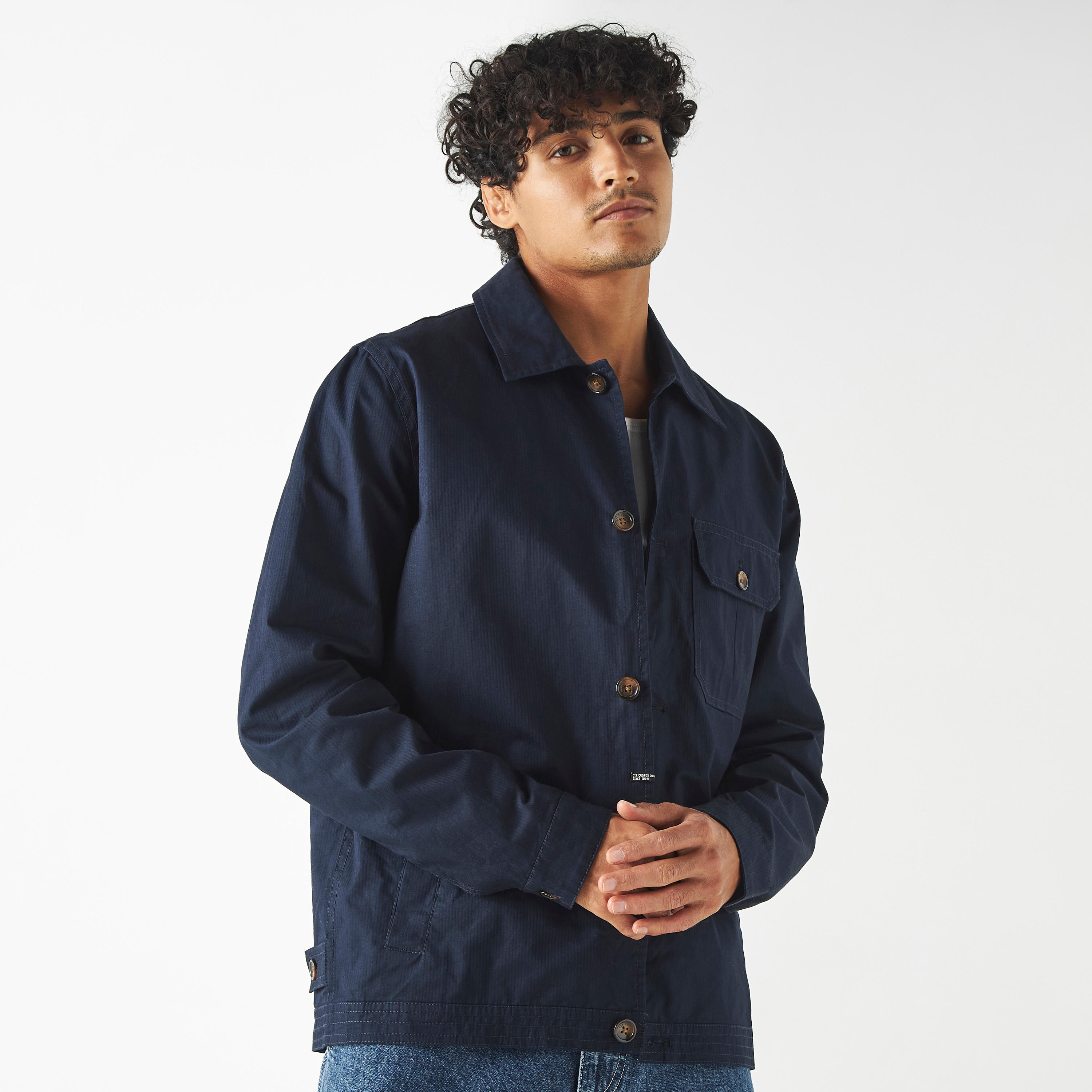جاكيت خفيف مضلّع بأكمام طويلة وجيوب من لي كوبر-men-clothing-jacketsandblazers-jackets-image-1