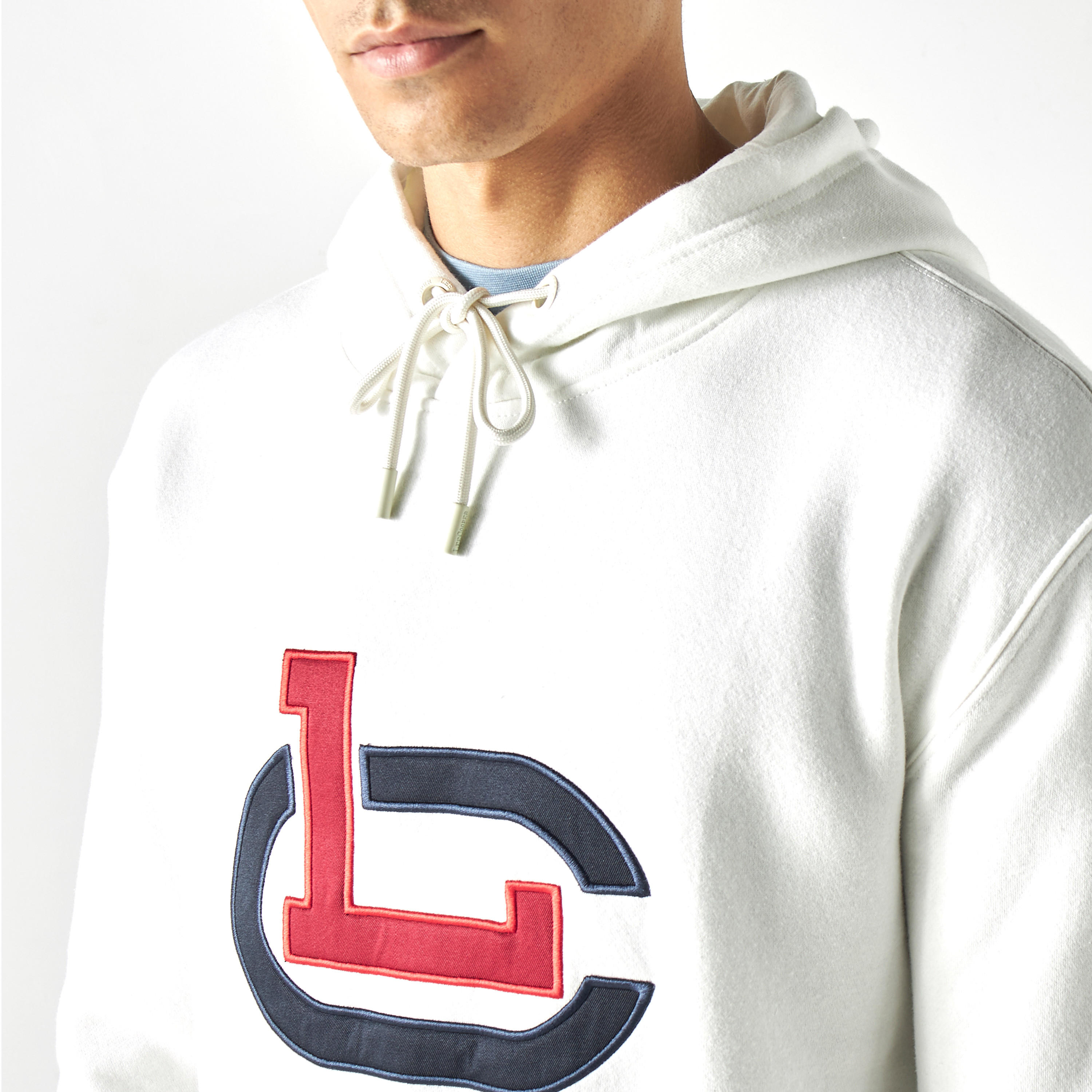 هودي مطرّز بأكمام طويلة من لي كوبر-men-winterwear-hoodiesandsweatshirts-image-4