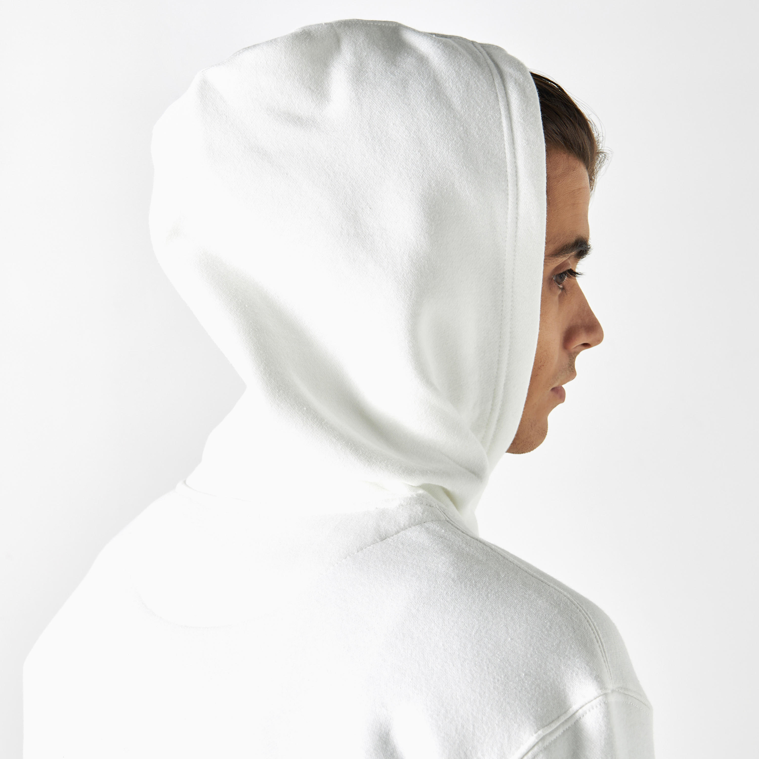 هودي مطرّز بأكمام طويلة من لي كوبر-men-winterwear-hoodiesandsweatshirts-image-5