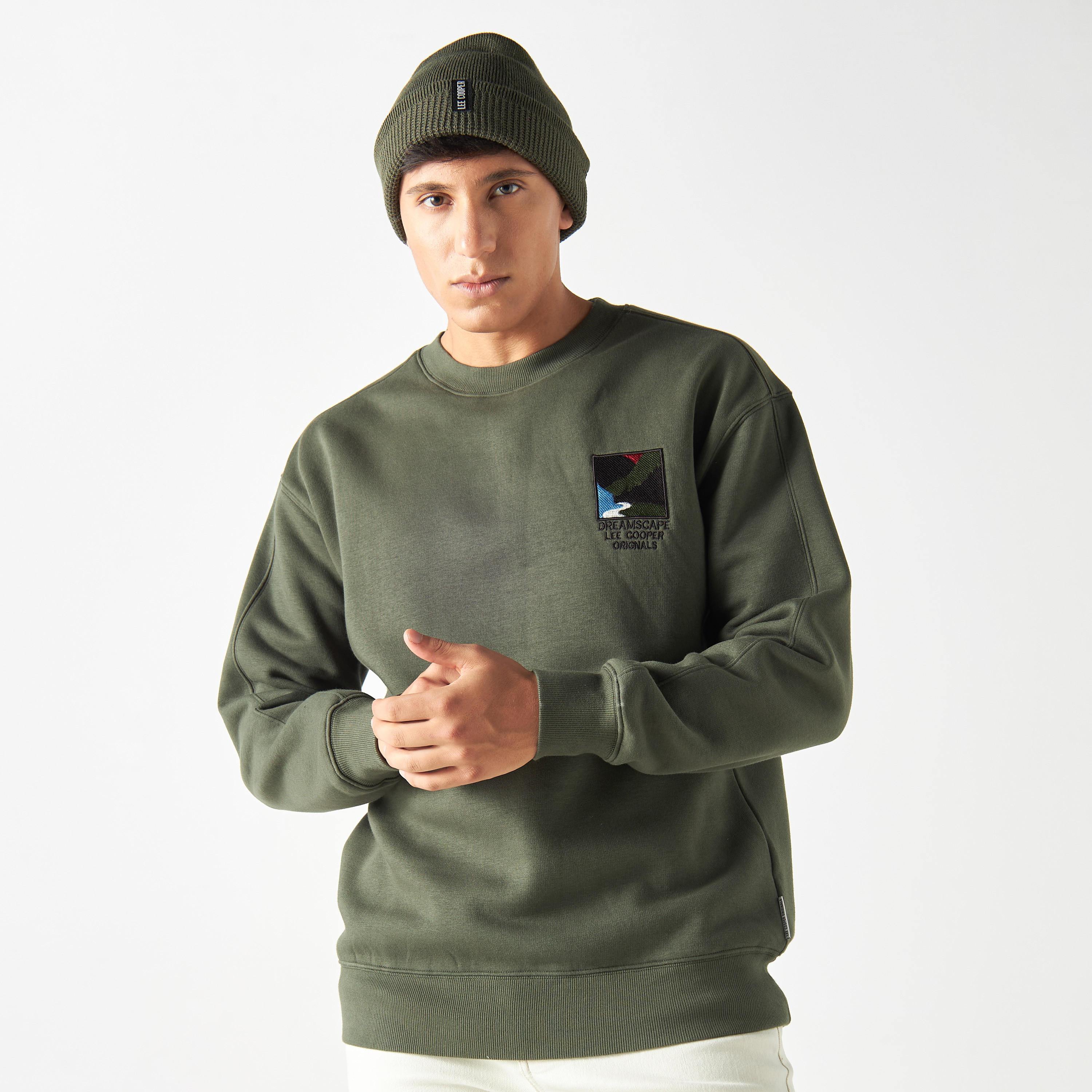 سويت شيرت بأكمام طويلة وياقة ضيقة وزخارف من لي كوبر-men-winterwear-hoodiesandsweatshirts-image-3